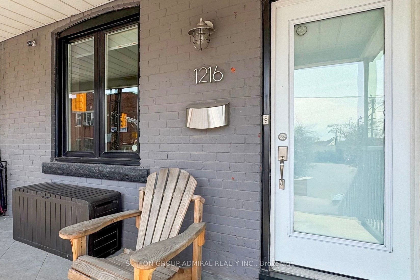 1216 Davenport Road