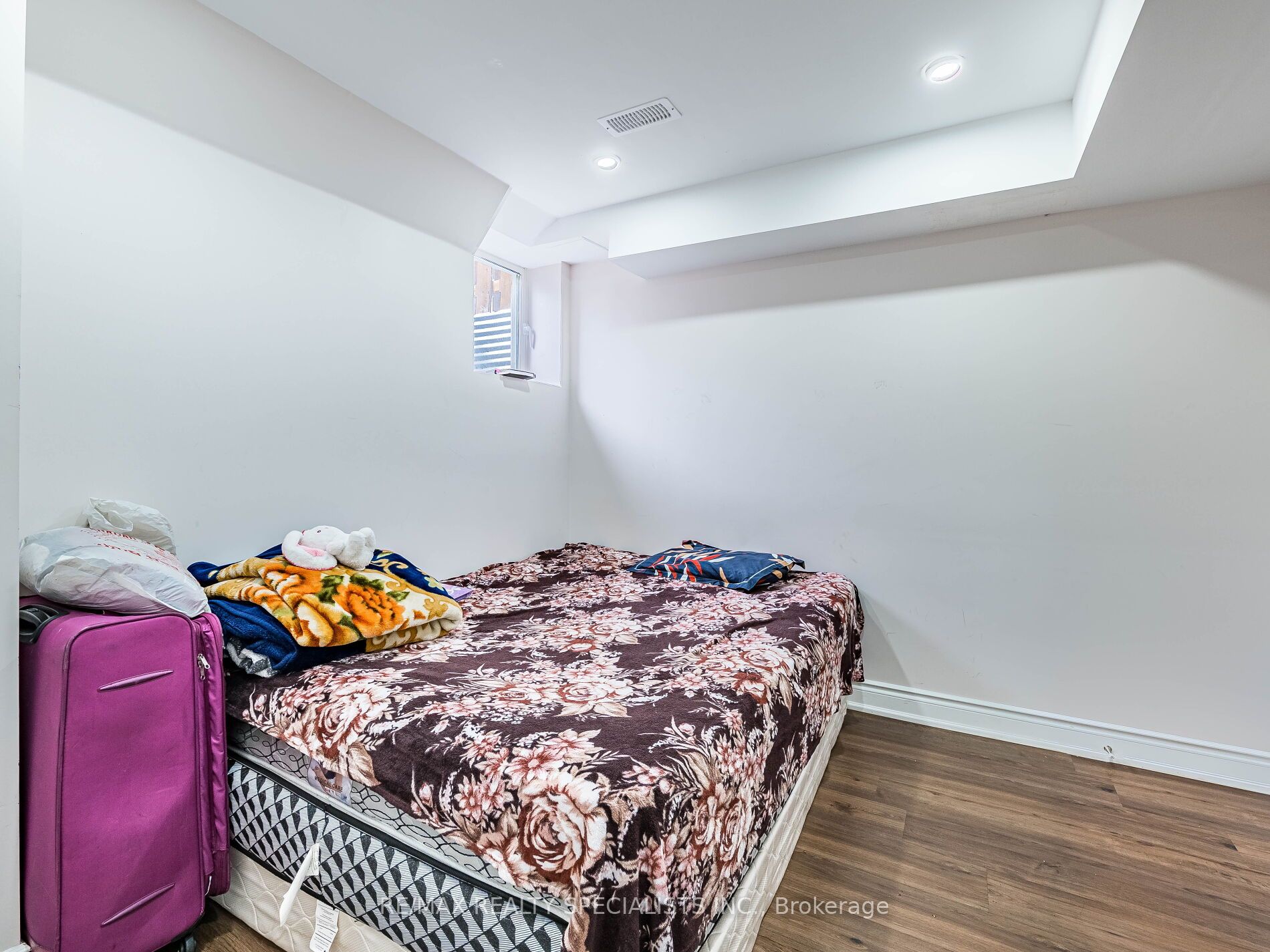 18 Jessop Drive