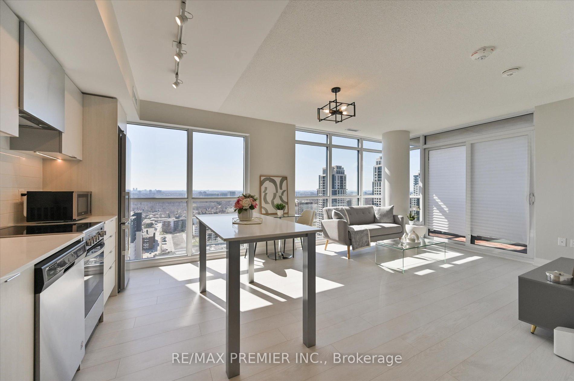 2 Bedrooms Condo at 30 Gibbs,  Toronto For sale