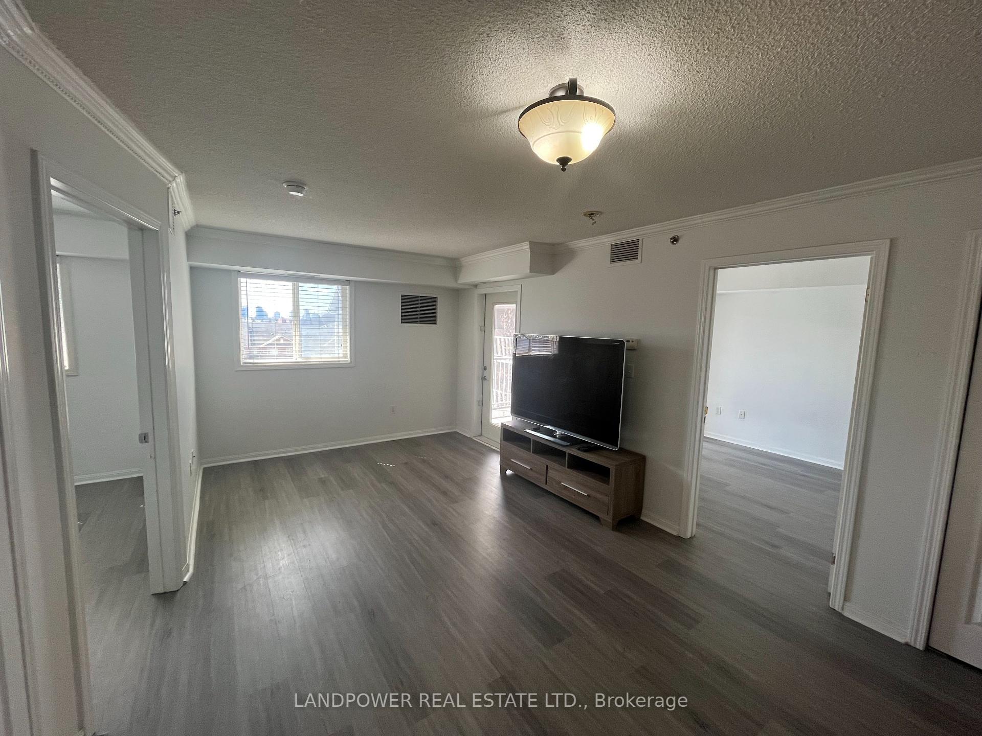 3 Bedrooms Condo at 5235 Finch, Toronto For sale