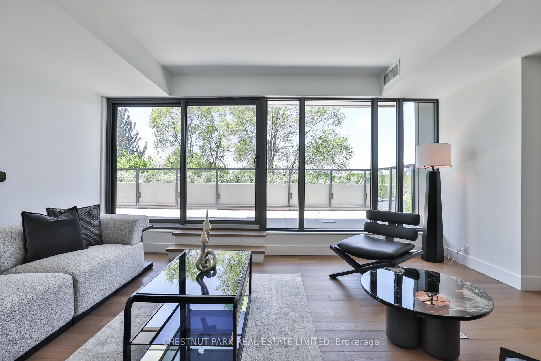3 Bedrooms Condo at 1414 Bayview, Toronto For sale