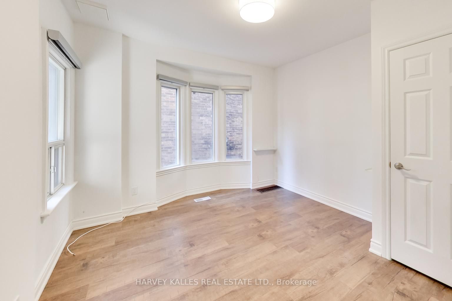 5 Garnet Avenue 1