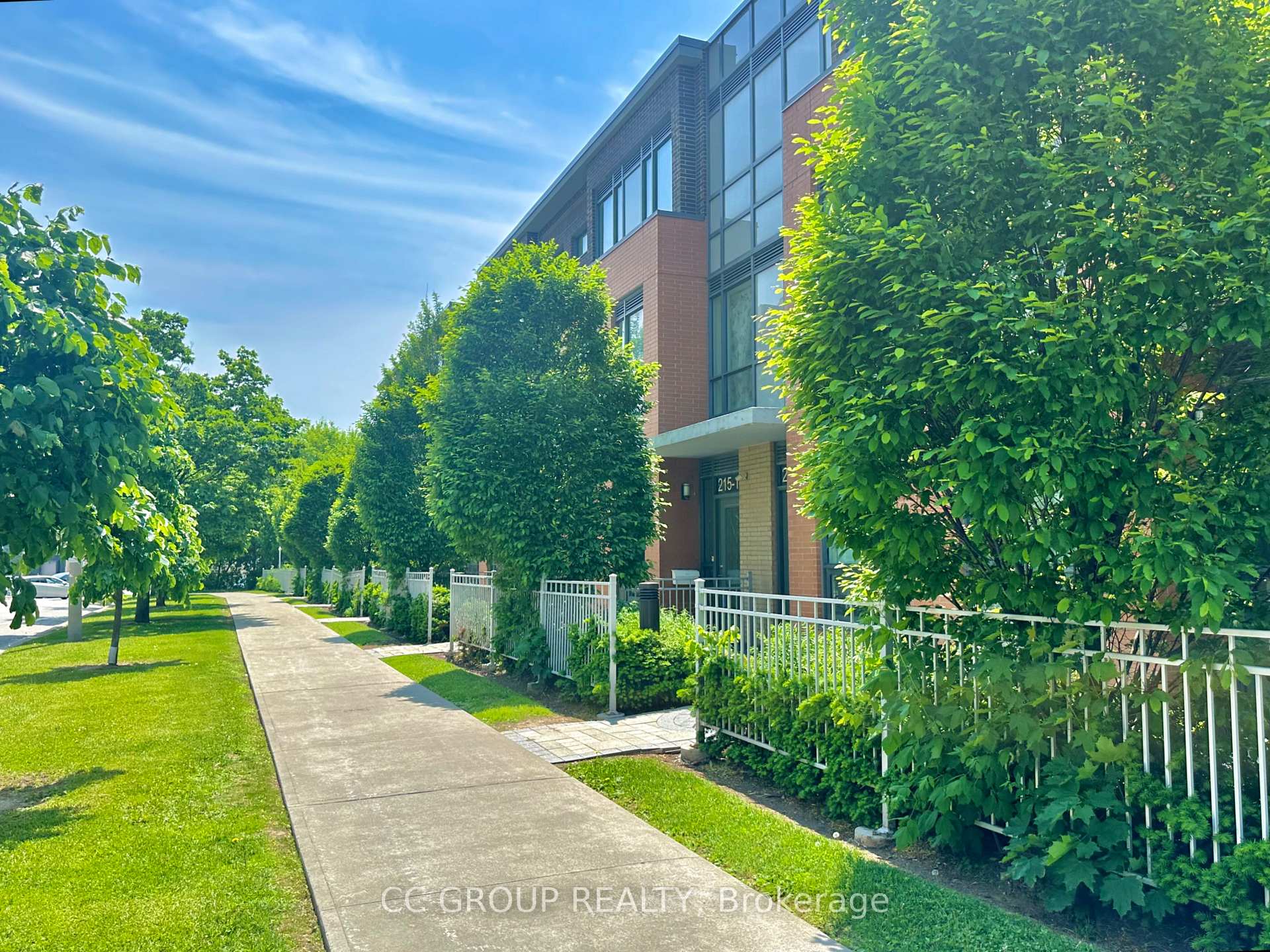 3 Bedrooms Condo at 215 Bonis, Toronto For sale