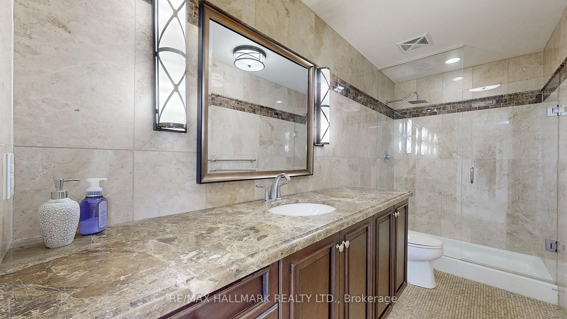 3 Bedrooms Condo at 9245 Jane, Vaughan For sale