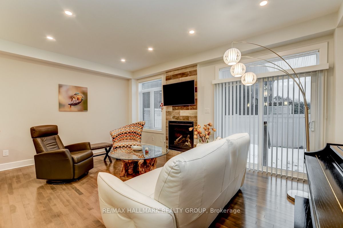 1006 Shefford Road, BeaconHillNorthSouthandArea, ON K1J 6X5