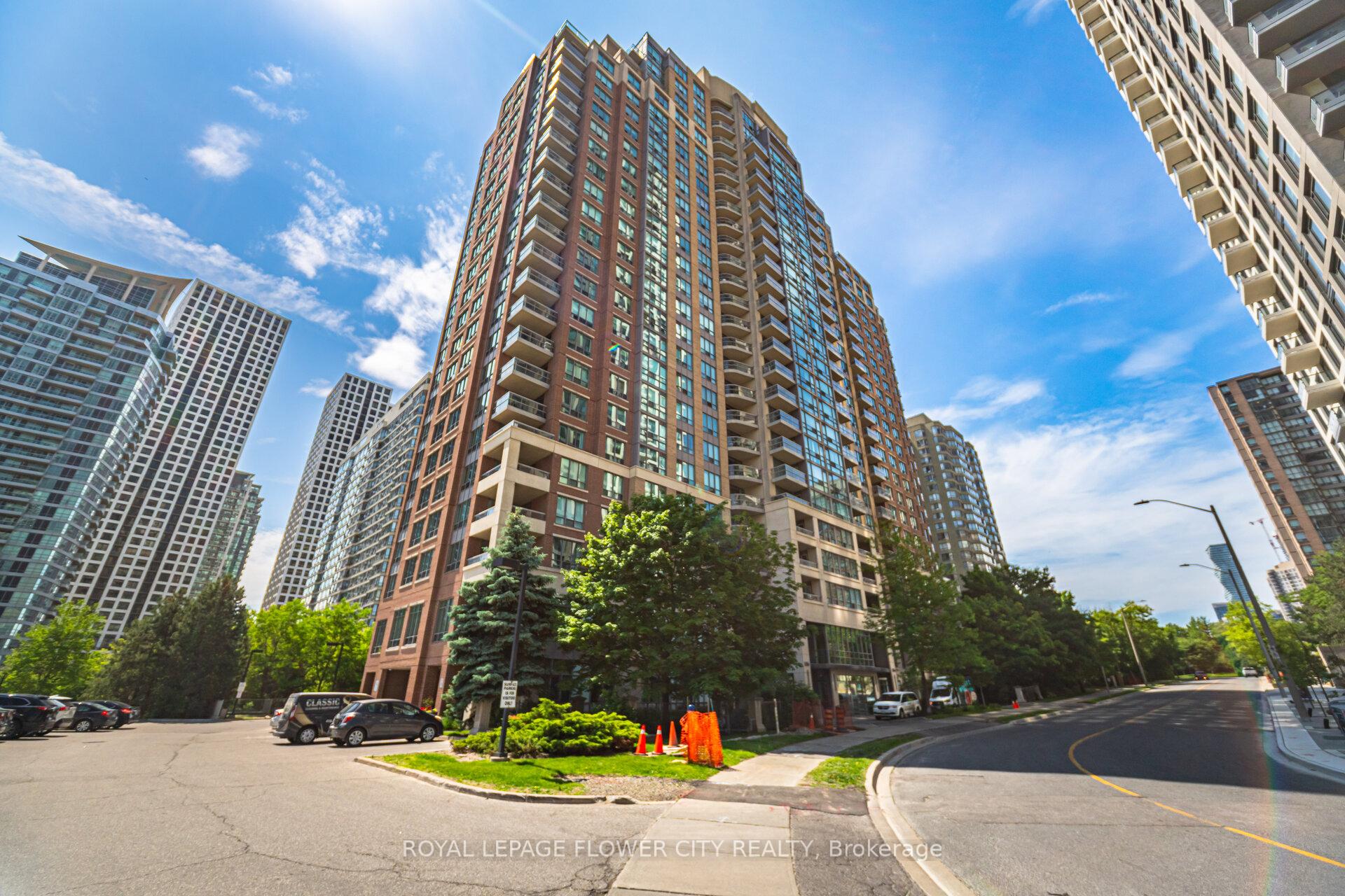 2 Bedrooms Condo at 156 Enfield, Mississauga For sale