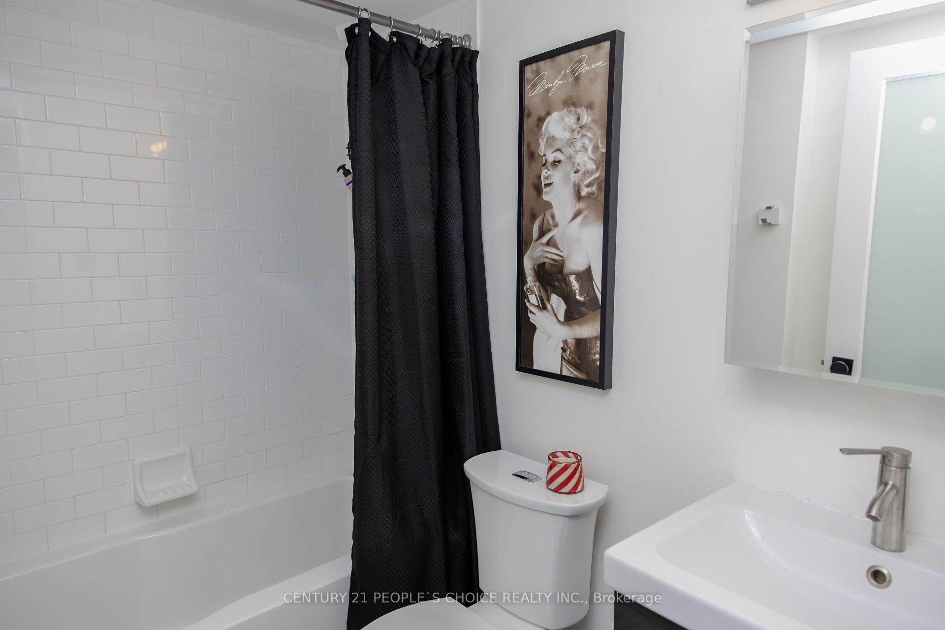 1 Bedroom Condo at 955 Queen,  Toronto For sale