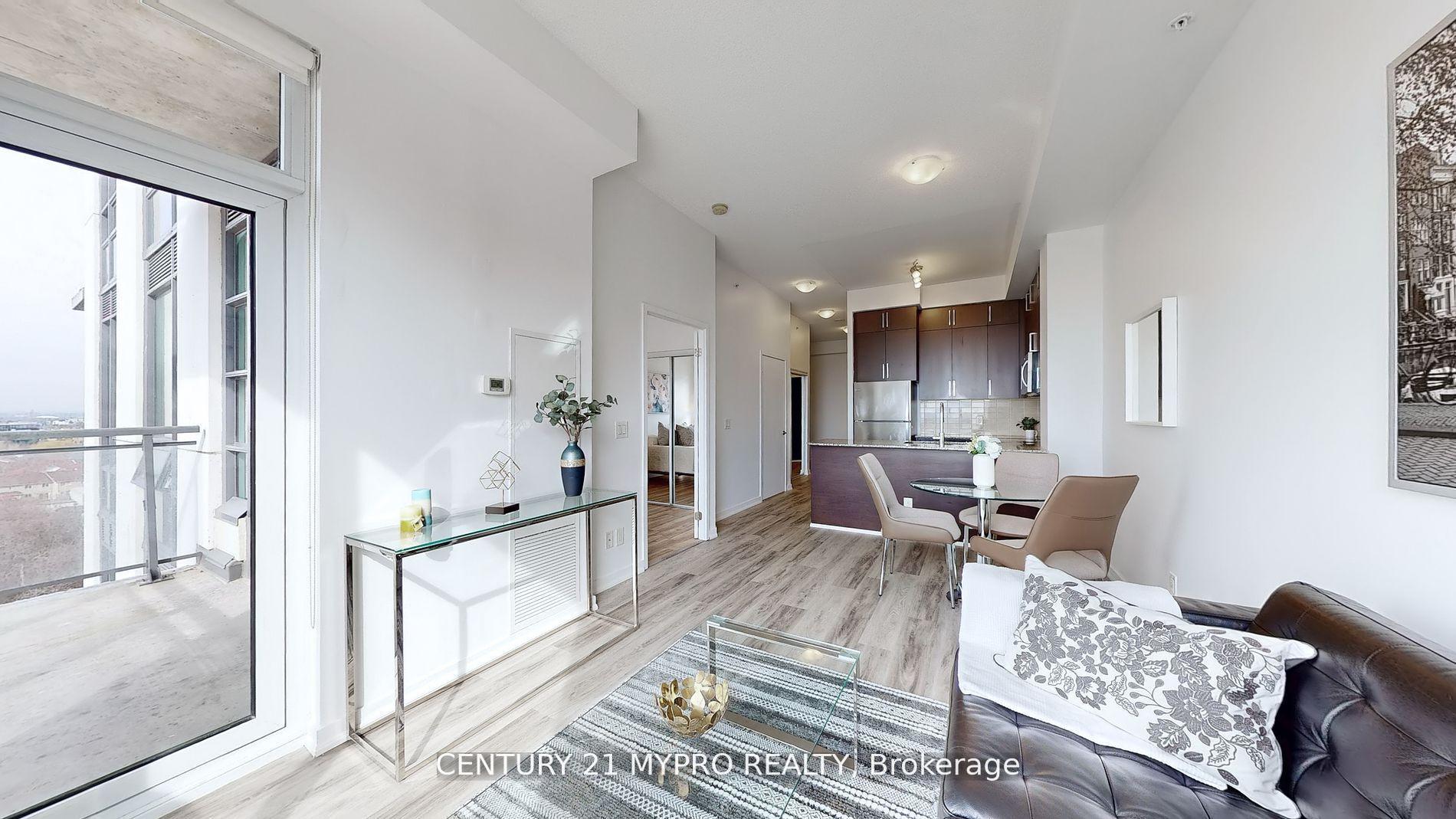 2 Bedrooms Condo at 840 Queen’s Plate,  Toronto For sale