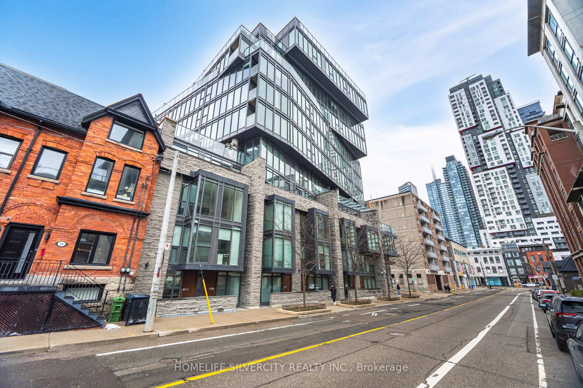 1 Bedroom Condo at 15 Beverley, Toronto For sale