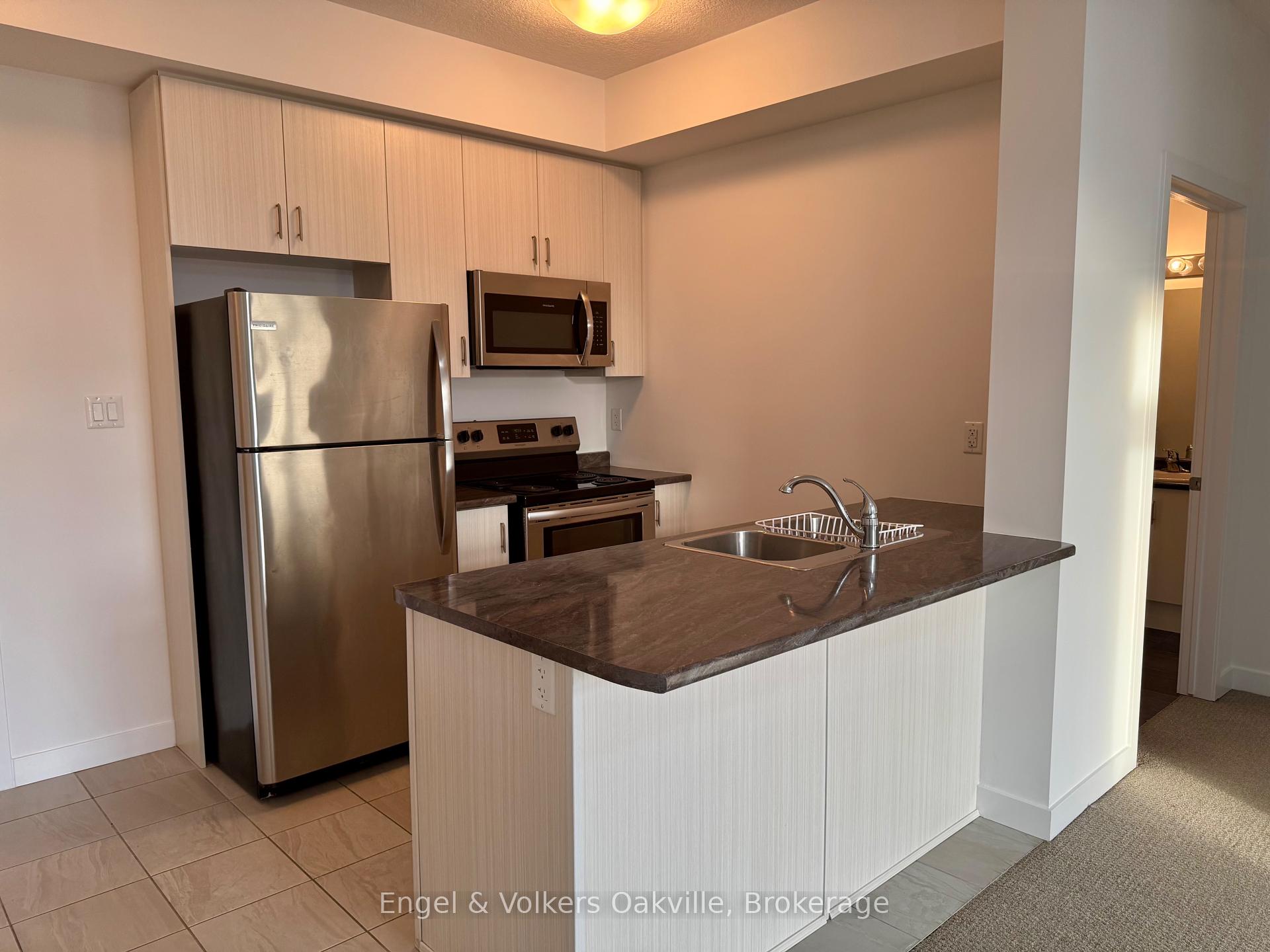1 Bedroom Condo at 101 Shoreview, Hamilton For sale