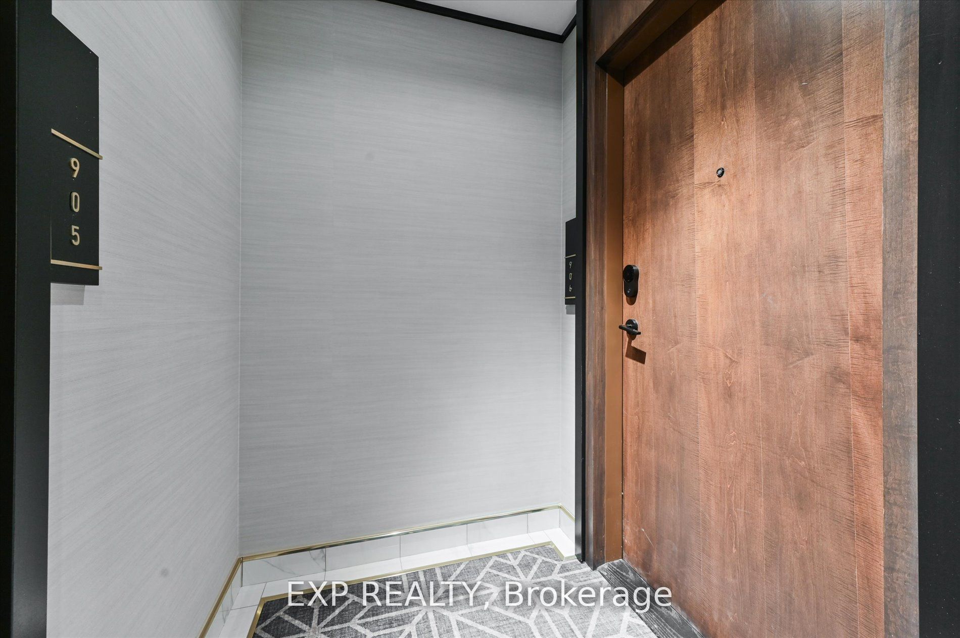 120 Eagle Rock Way, #806