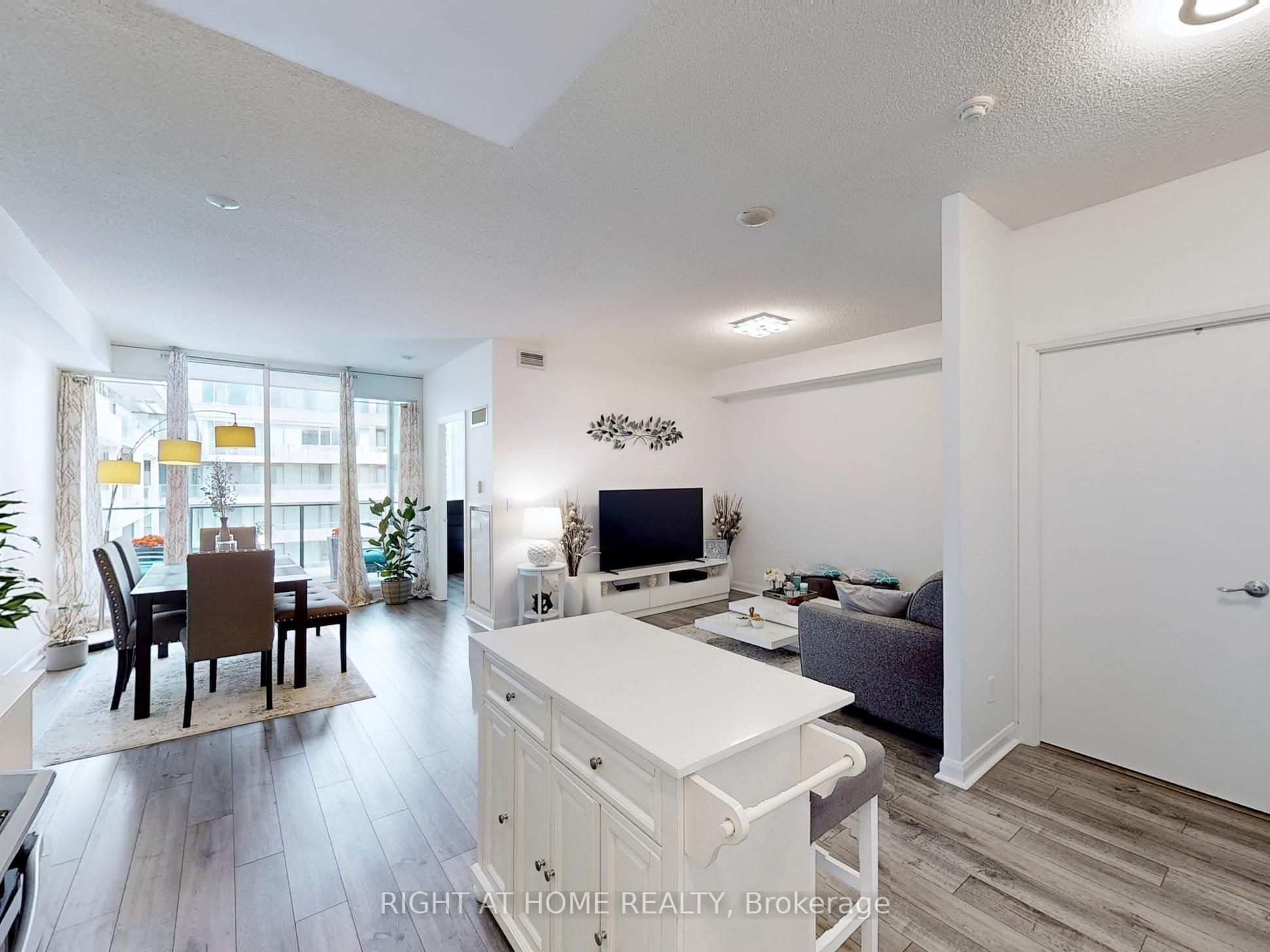 111 Elizabeth Street, #1702