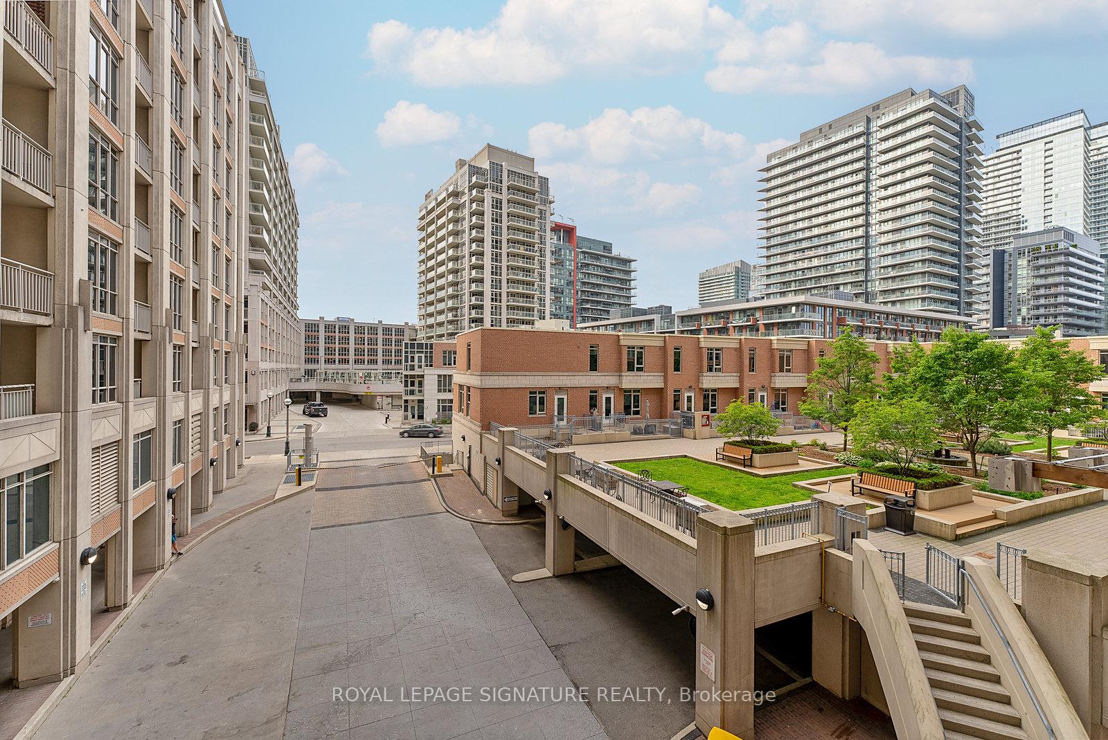 1 Bedroom Condo at 628 Fleet, Toronto For sale