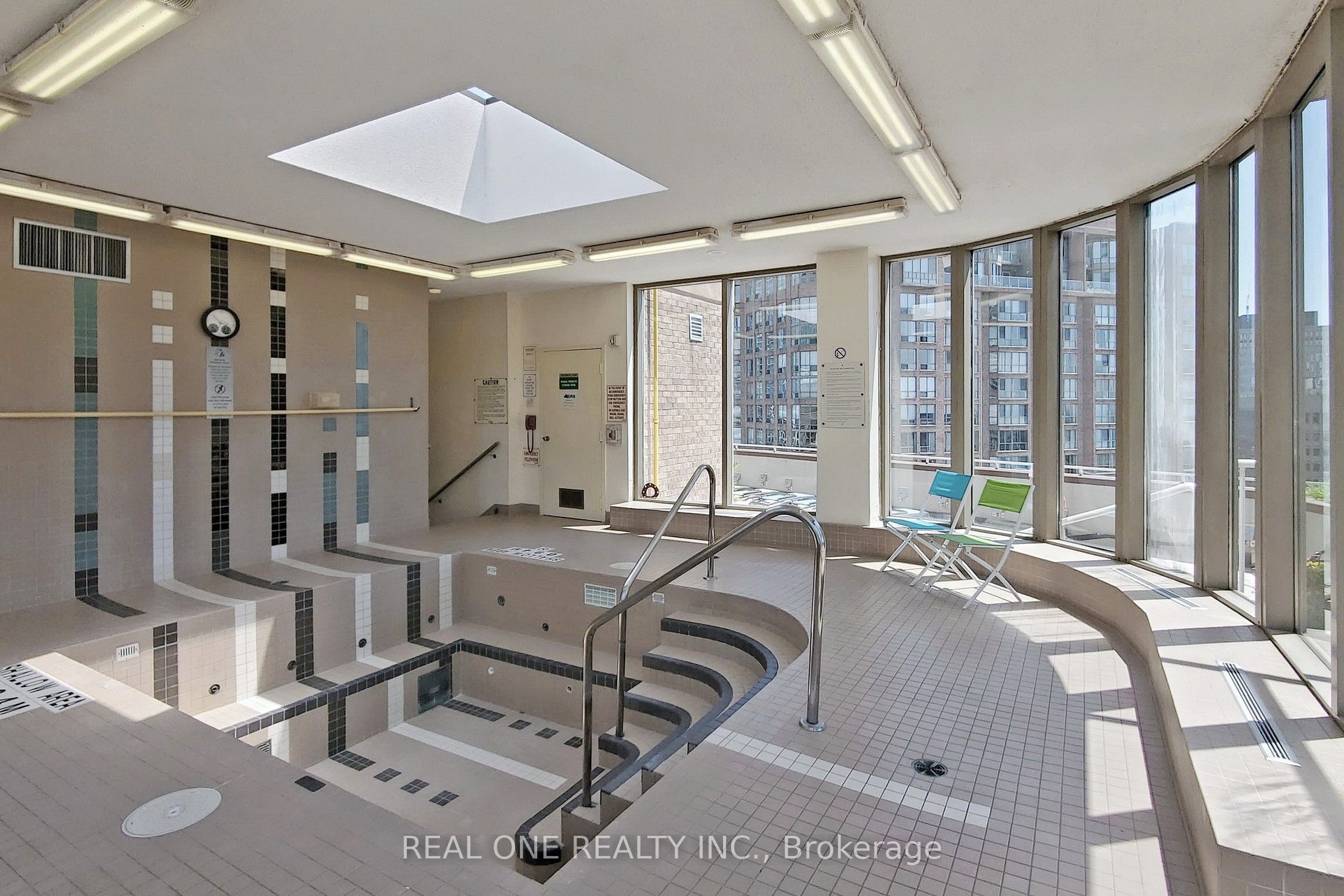 1055 Bay Street, #1816