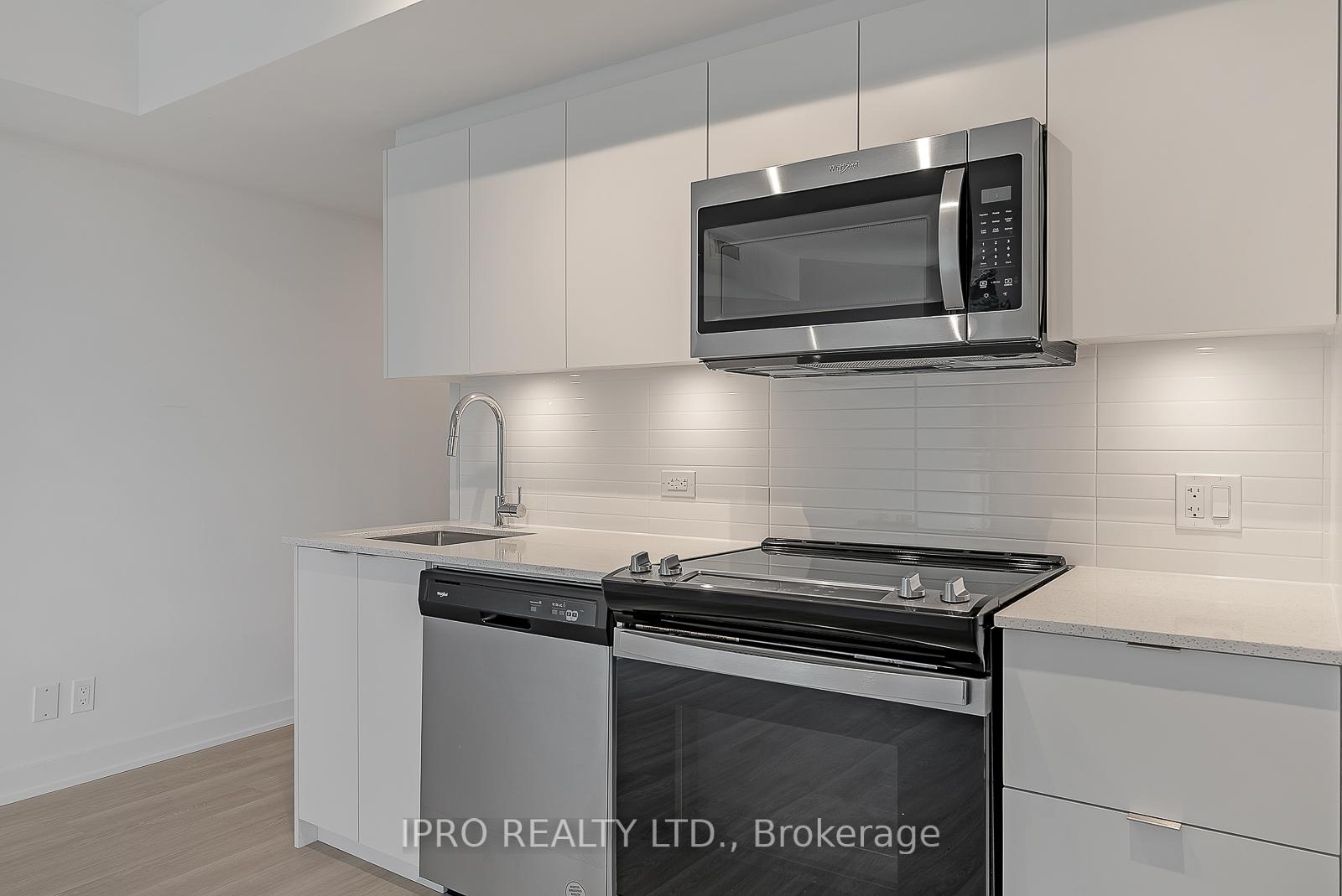 1 Bedroom Condo at 30 Tretti, Toronto For sale