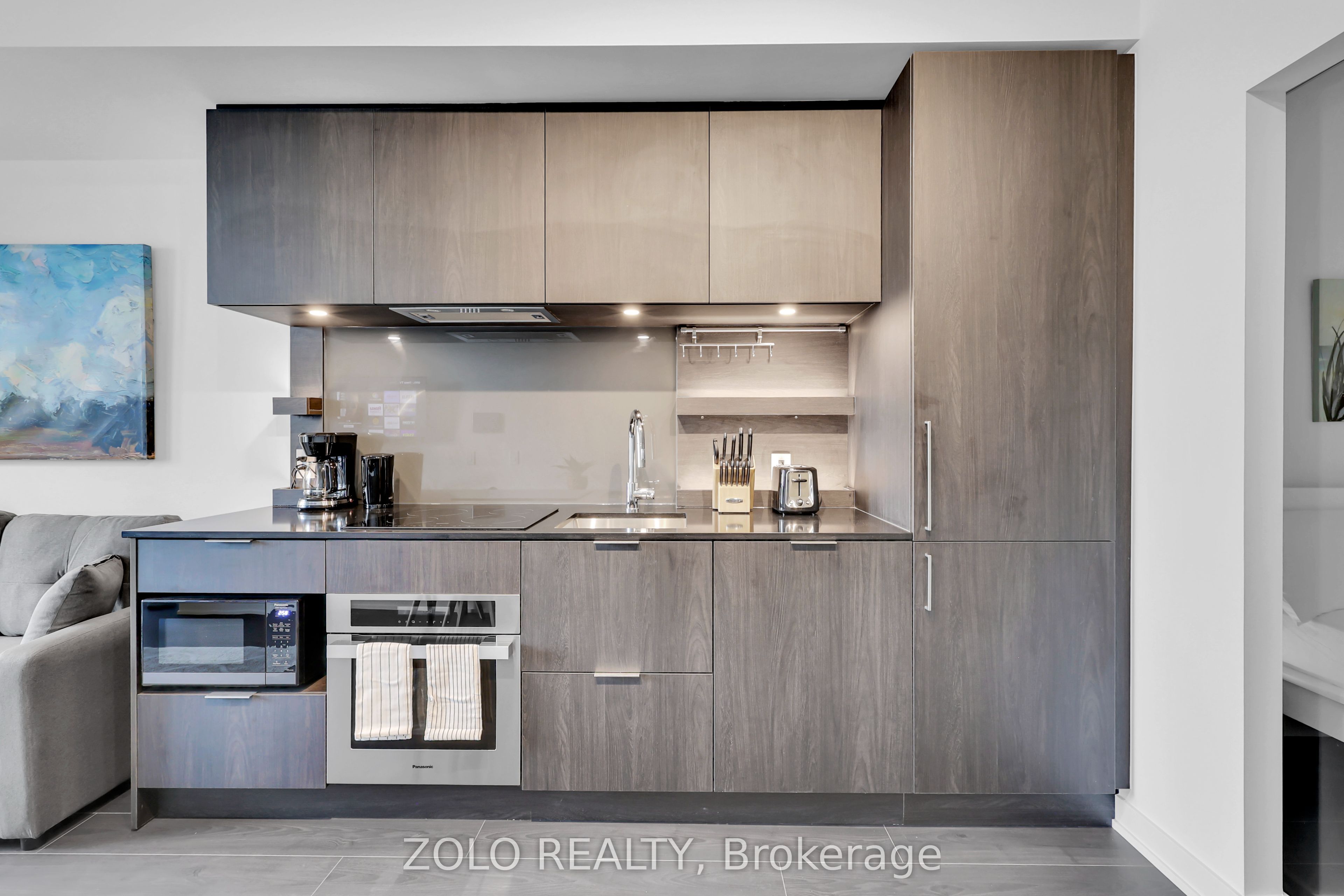 28 Ann Street, #223