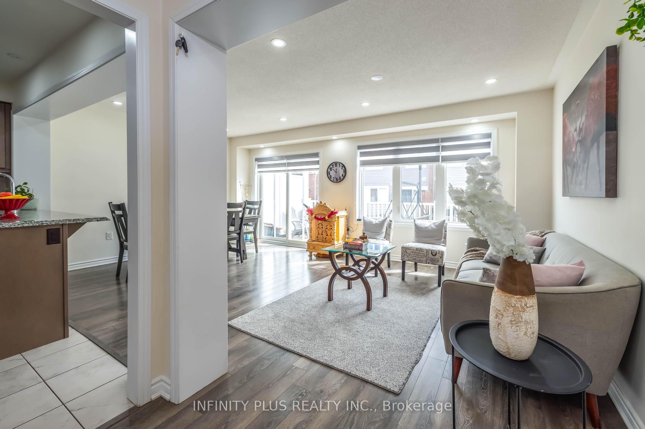 2791 Sapphire Drive, Pickering, ON L1X 0G1