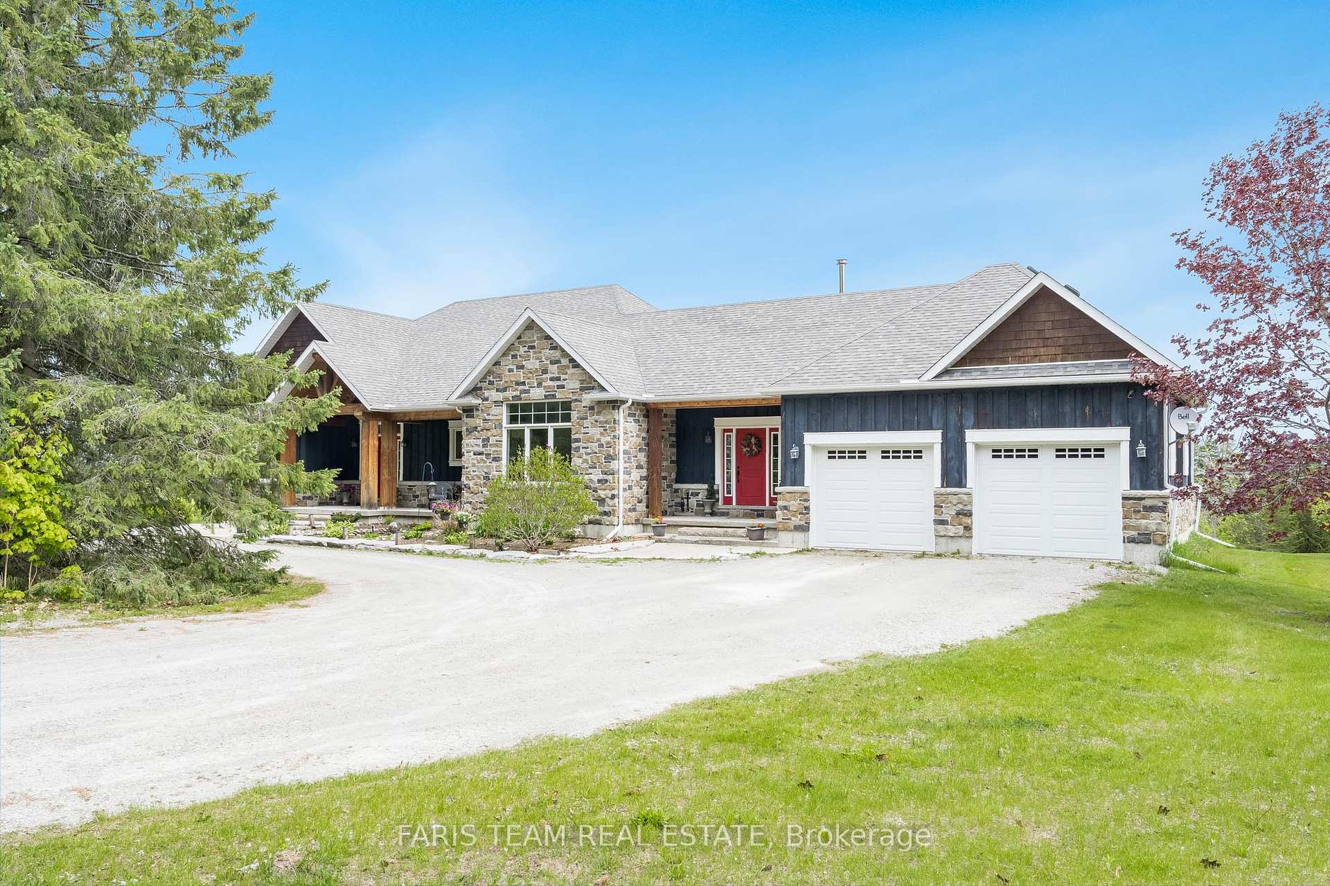 1933 Vespra Valley Road, Springwater, ON L0L 1Y2