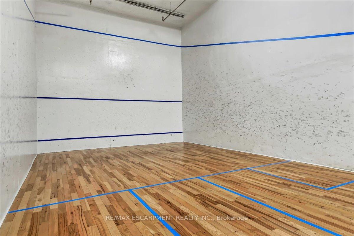 1 Bedroom Condo at 150 CHARLTON,  Hamilton For sale