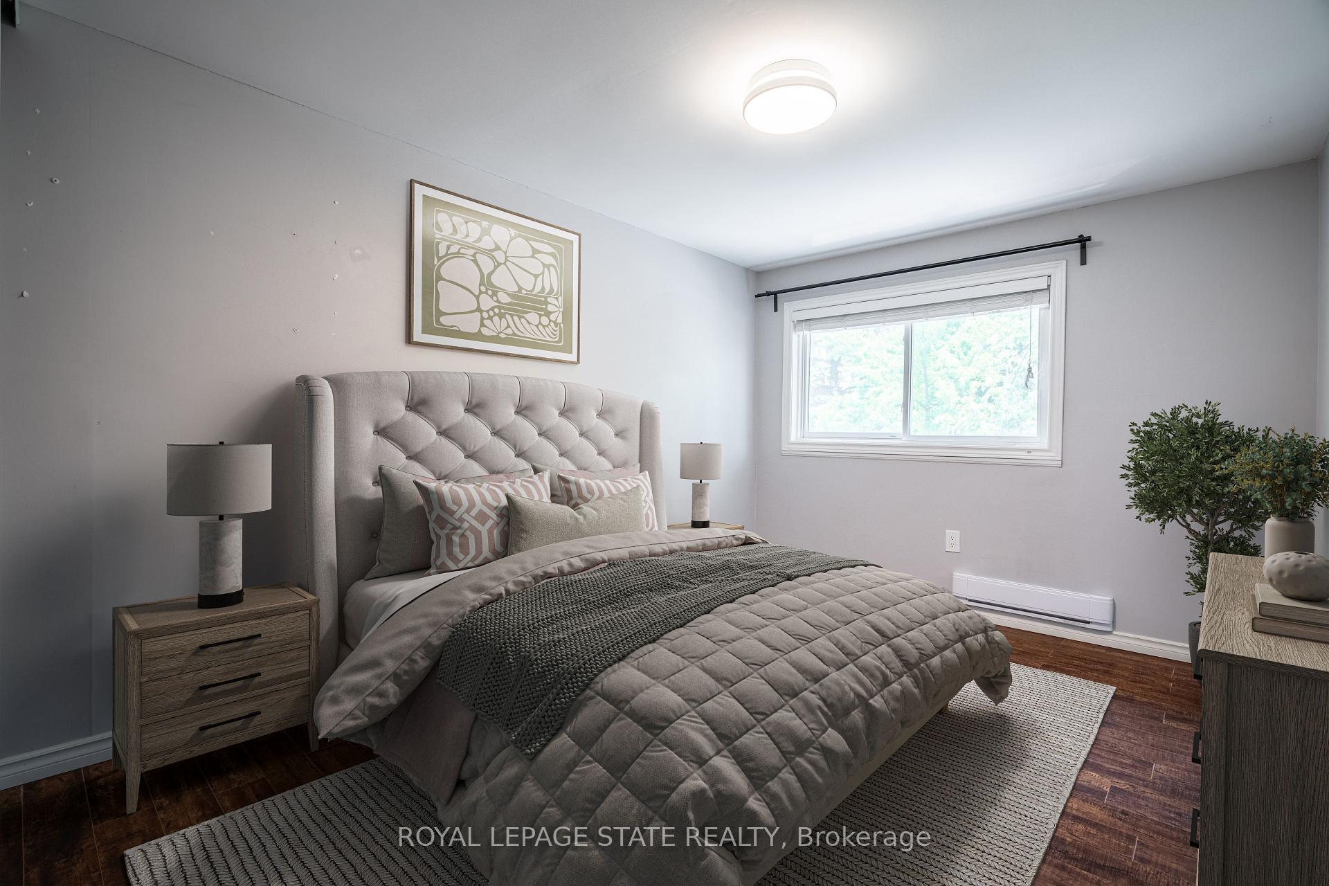 4 Bedrooms Condo at 1967 Main, Hamilton For sale