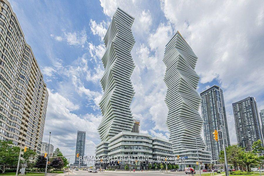 2 Bedrooms Condo at 3883 Quartz,  Mississauga For sale