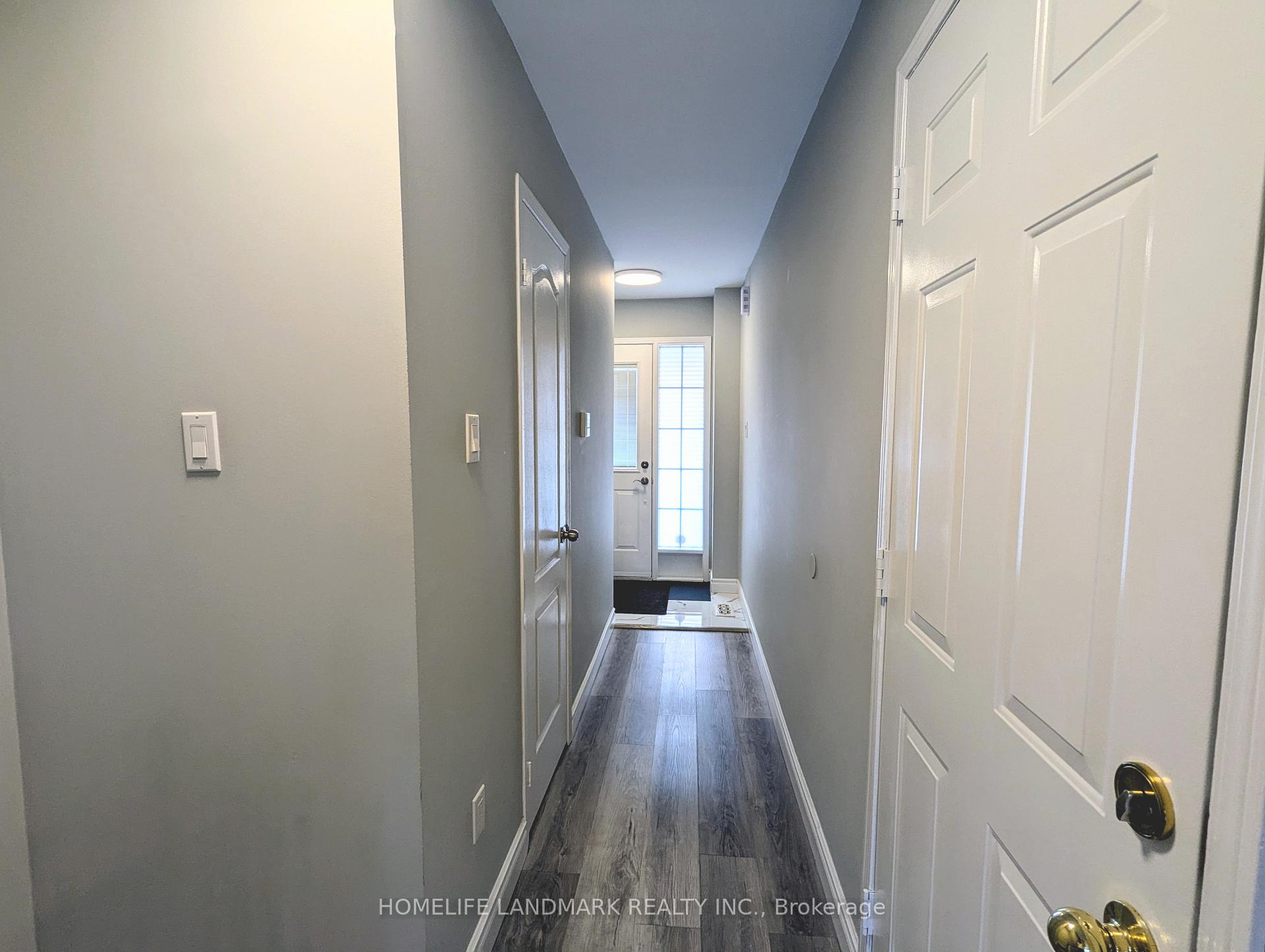 4 Bedrooms Condo at 86 Tania, Vaughan For sale