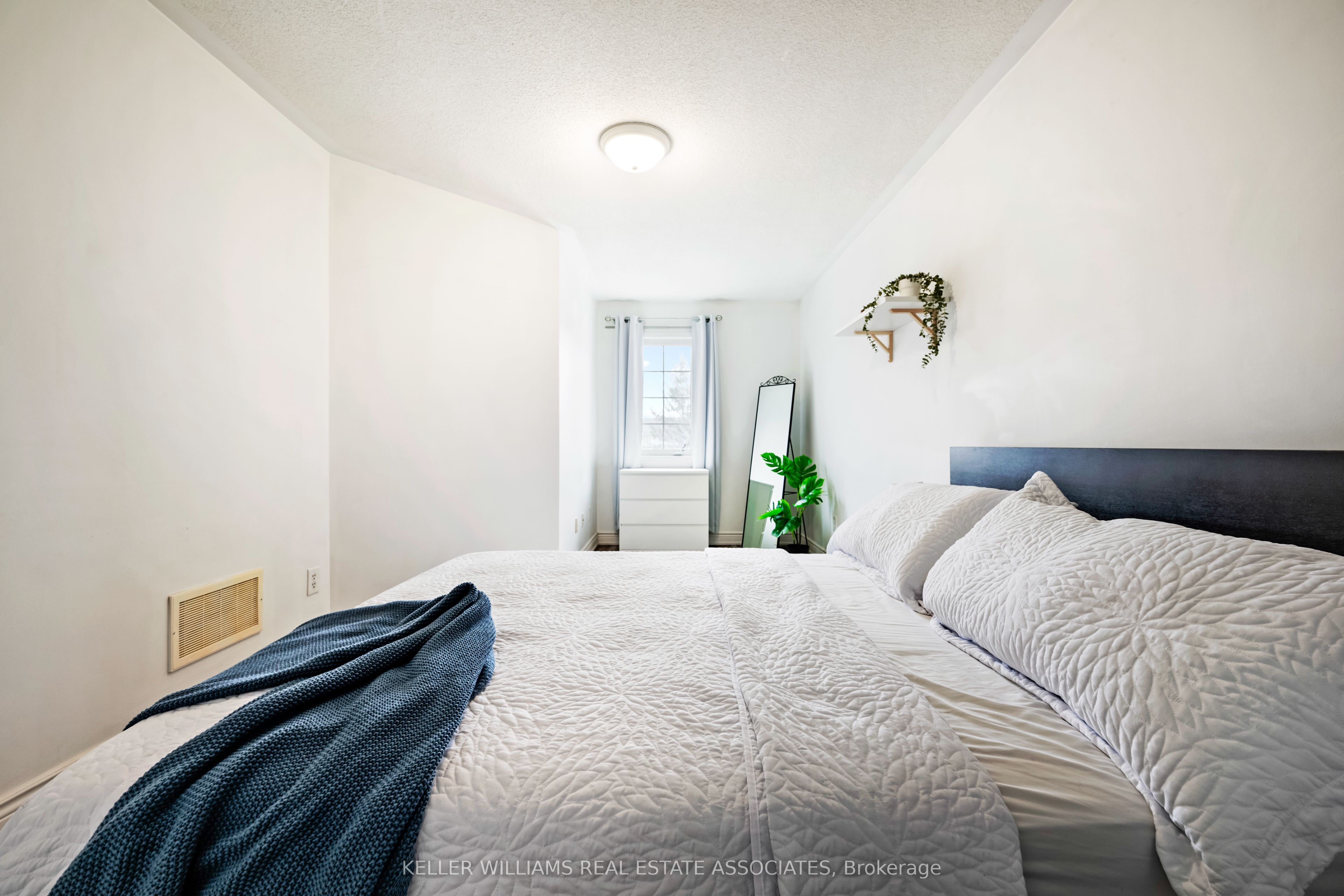 5255 Palmetto Place, #138