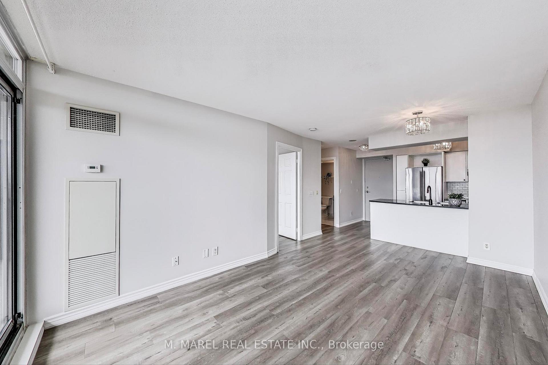 1 Bedroom Condo at 2365 Central Park,  Oakville For sale