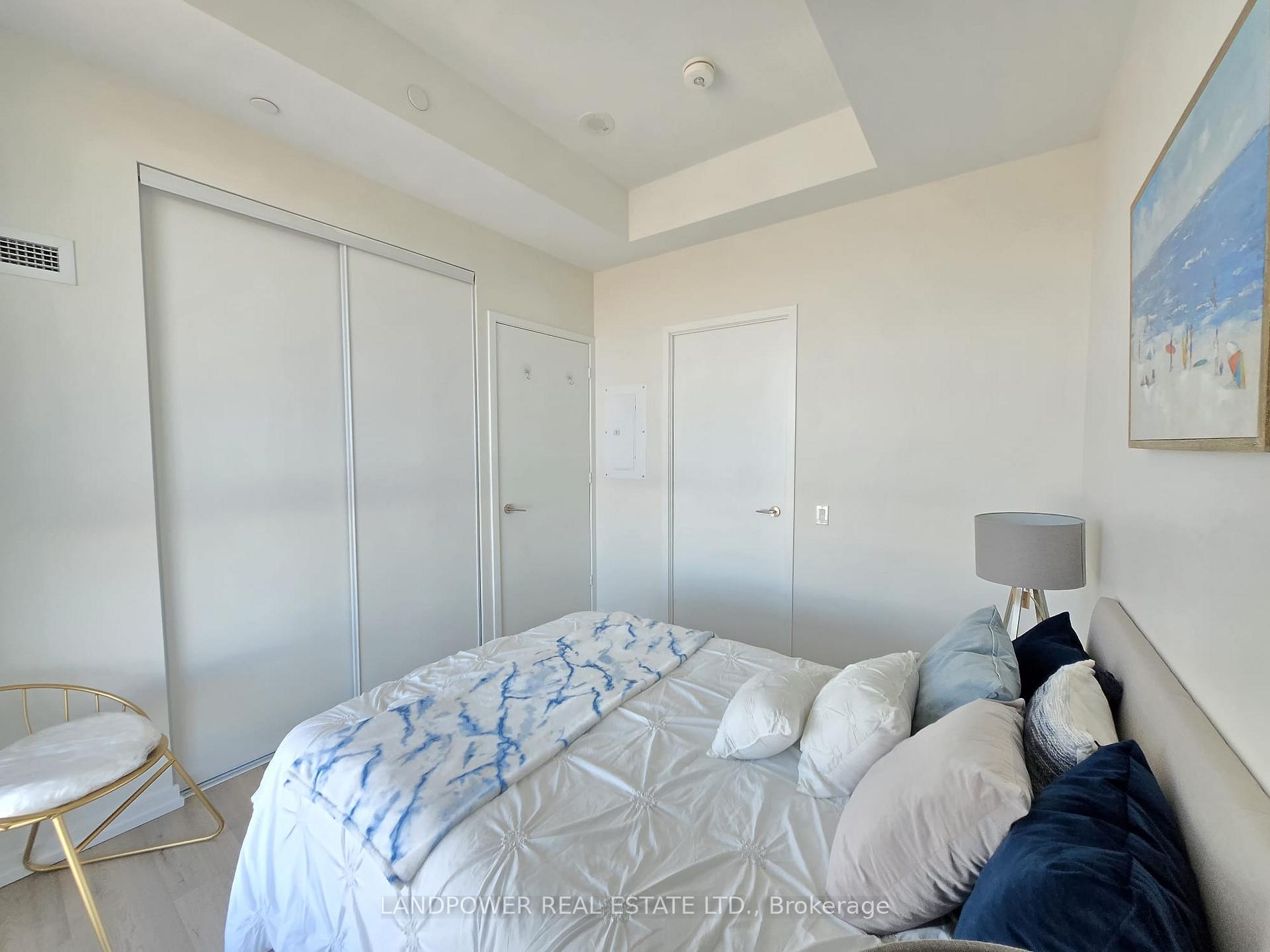 2 Bedrooms Condo at 7890 Jane, Vaughan For sale