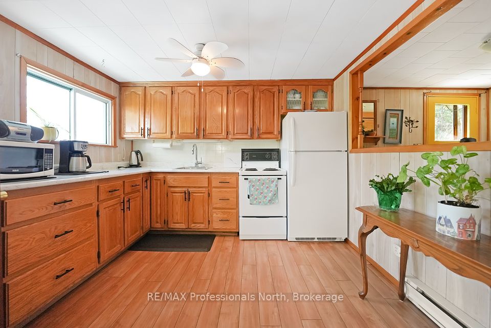 1039 Grace River