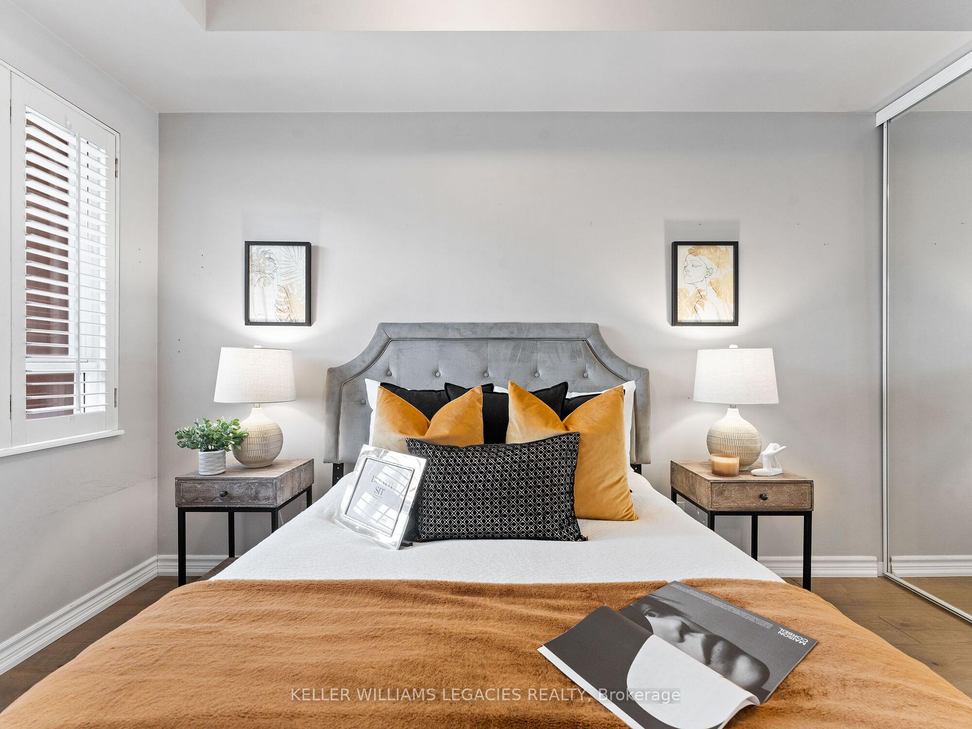 1 Bedroom Condo at 39 Jarvis, Toronto For sale