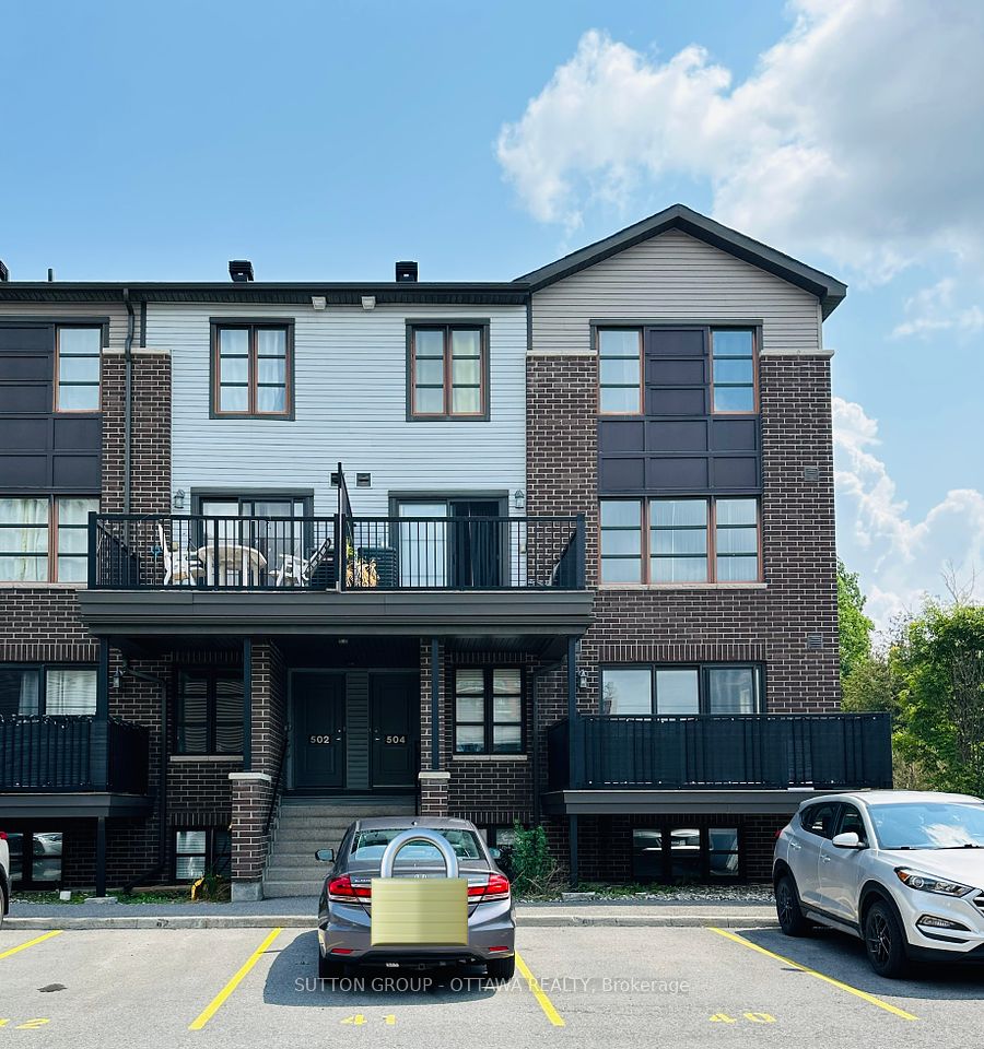 506 Clearbrook Drive