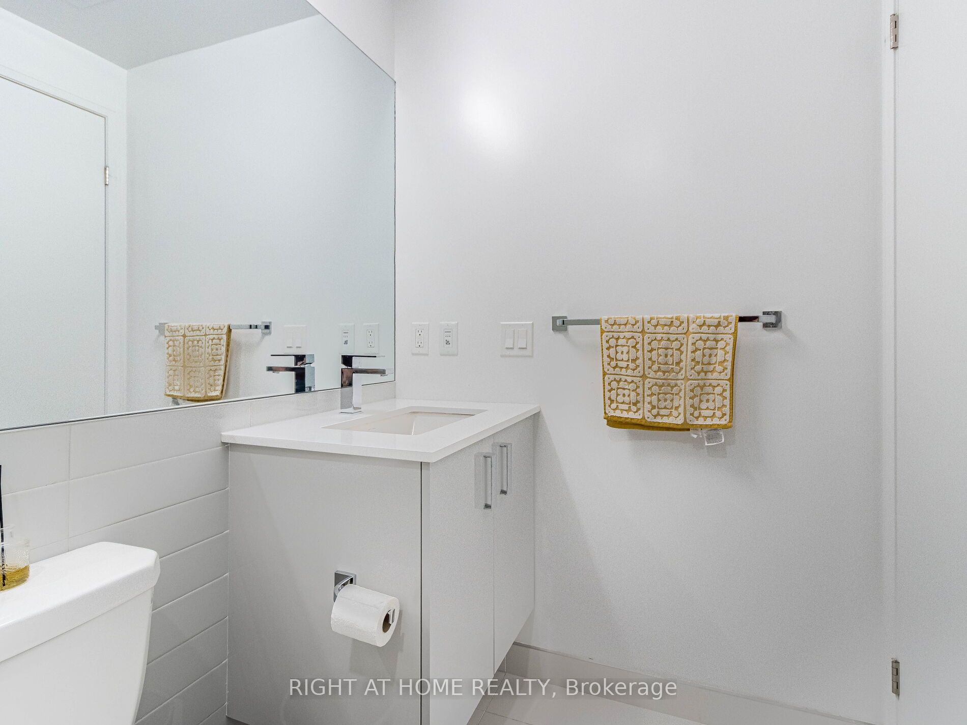 26 Gibbs Road, #732