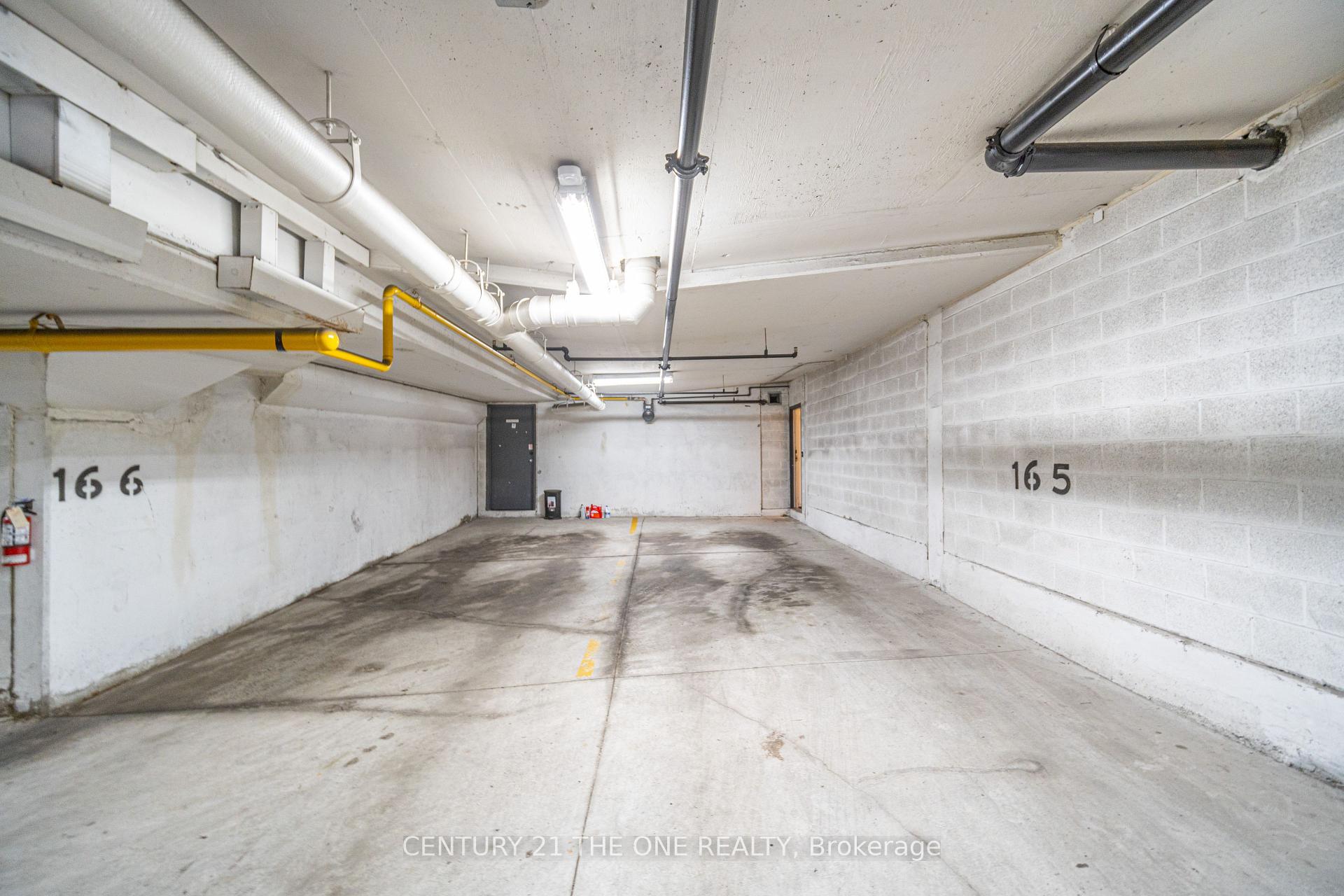 4 Bedrooms Condo at 28 Rosebank, Toronto For sale