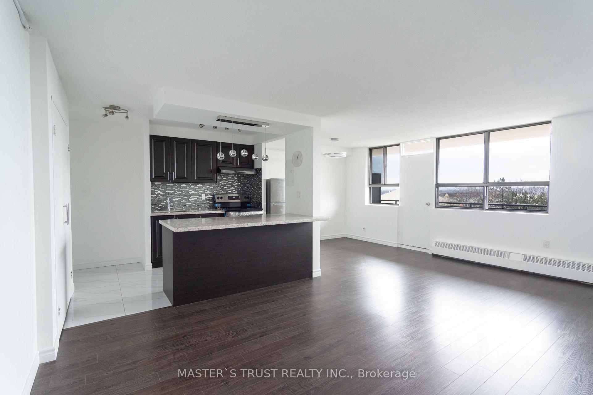 2 Bedrooms Condo at 1950 Kennedy,  Toronto For sale
