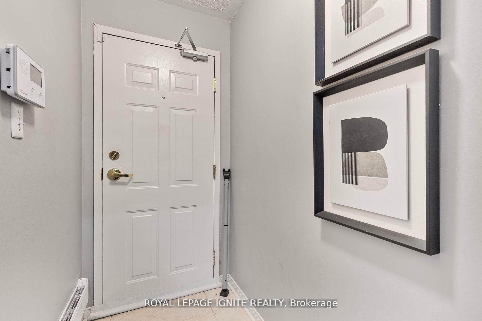 2 Bedrooms Condo at 6063 Kingston, Toronto For sale