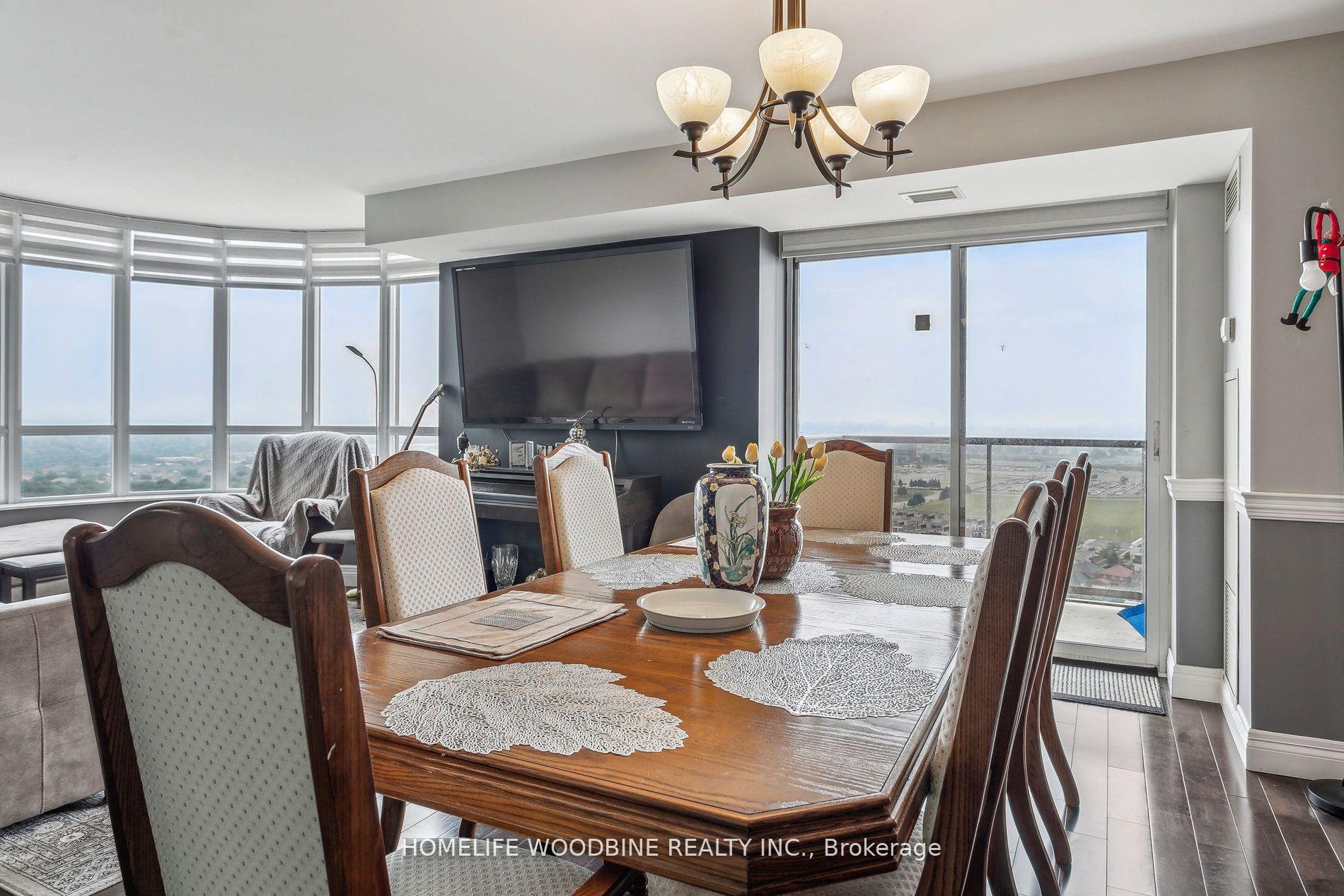 4 Bedrooms Condo at 700 Humberwood,  Toronto For sale
