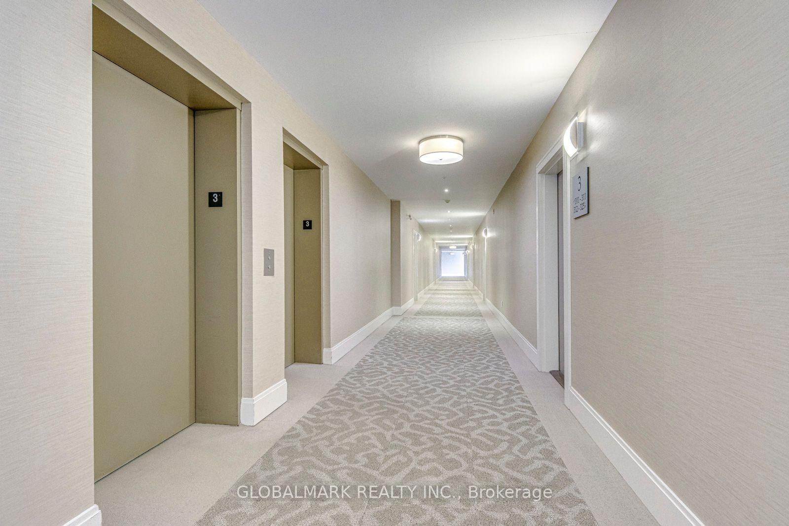 2 Bedrooms Condo at 128 Garden, Oakville For sale