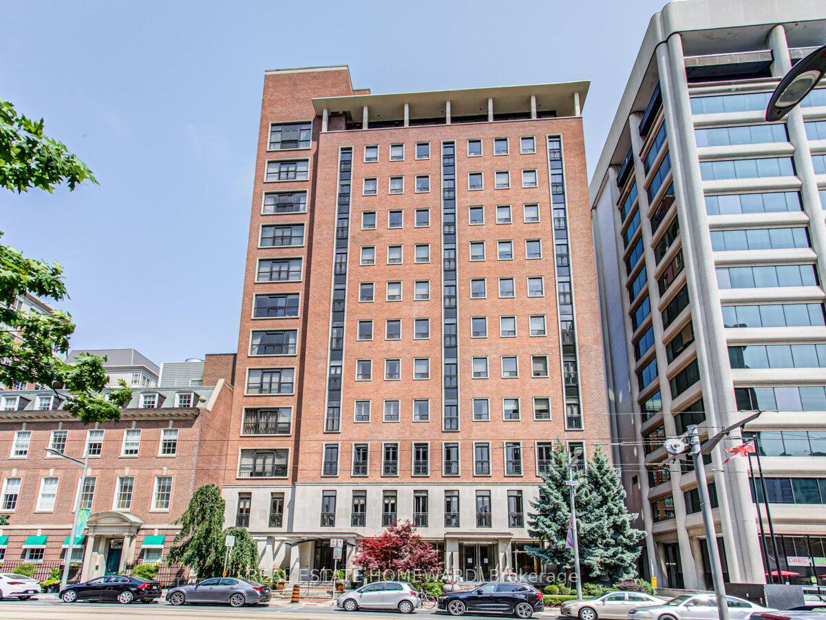 2 Bedrooms Condo at 48 St Clair, Toronto For sale