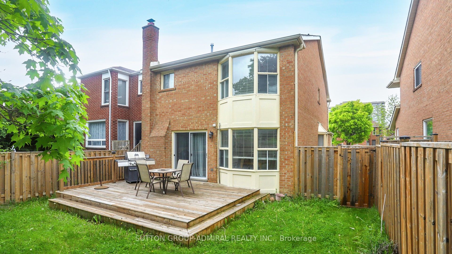 27 Thornbury Circle