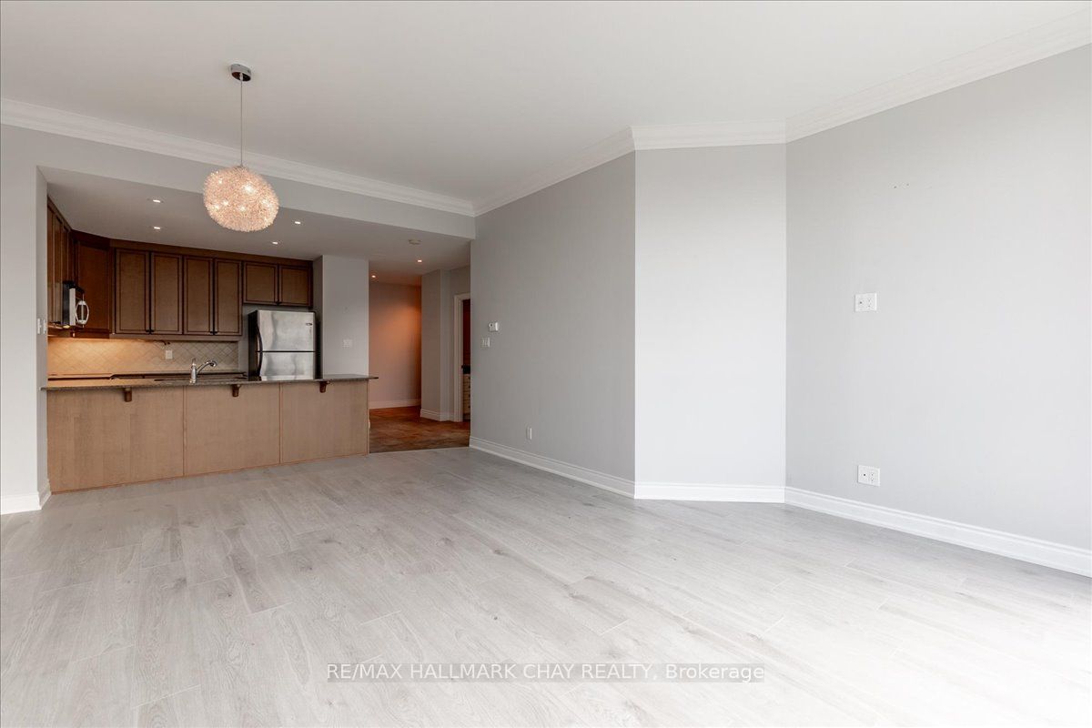 33 Ellen Street, #PH-09