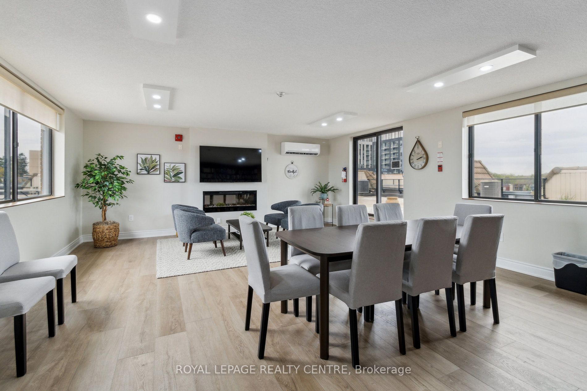 102 Bronte Road, #416