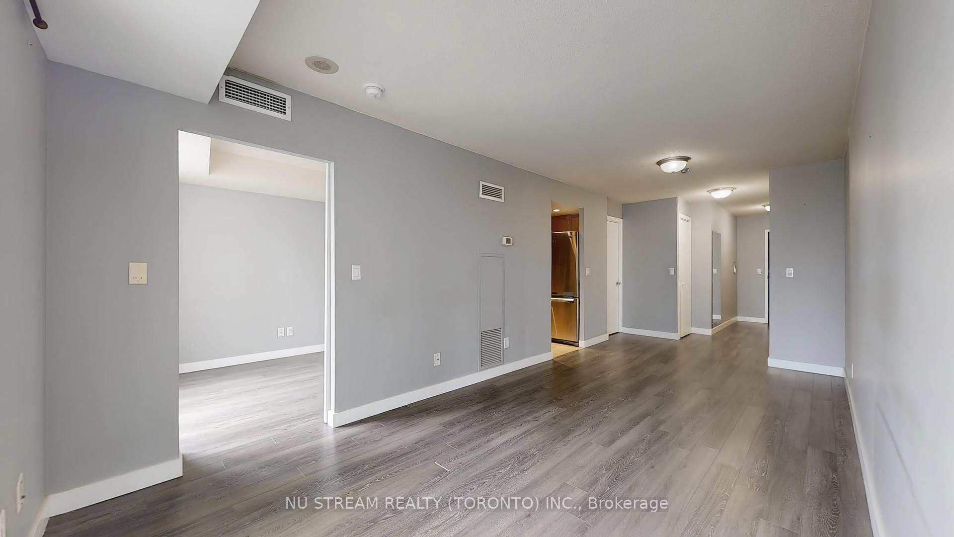 1 Bedroom Condo at 8 Park, Toronto For sale