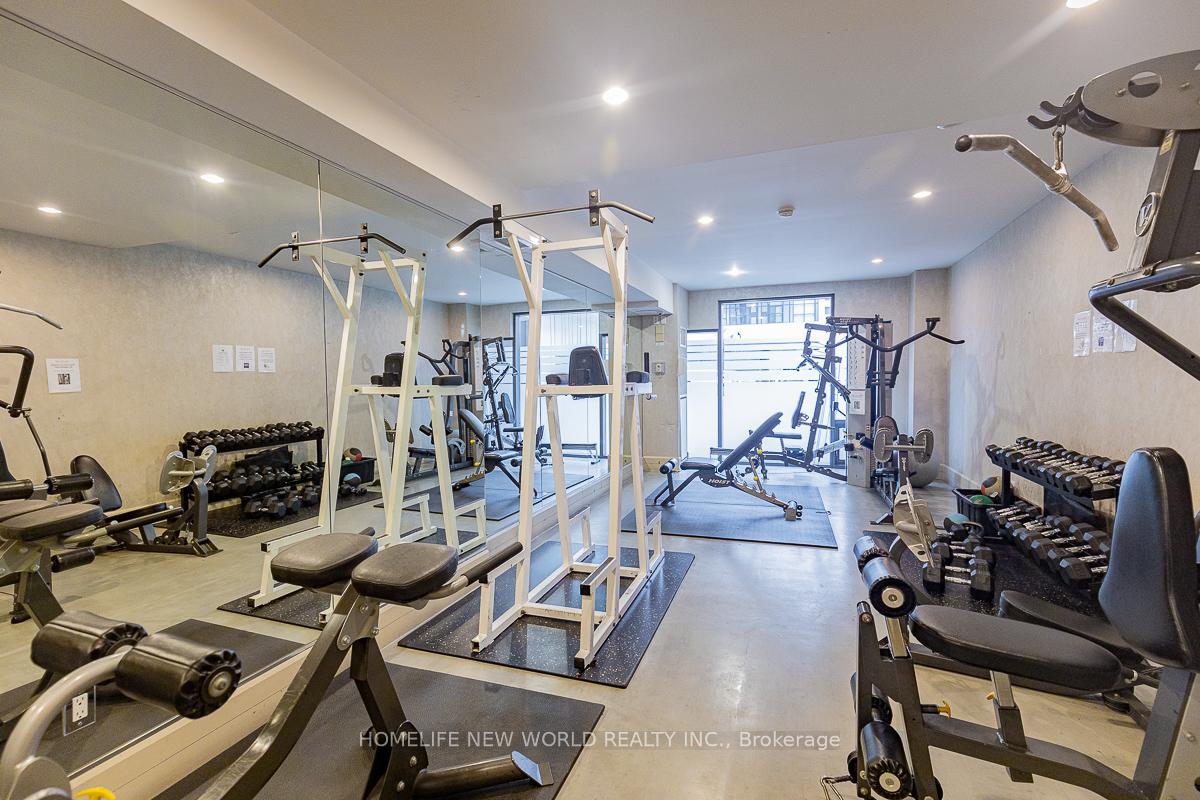 3 Bedrooms Condo at 111 Elizabeth, Toronto For sale