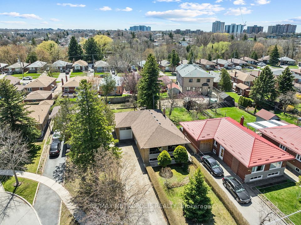 25 Kells Avenue