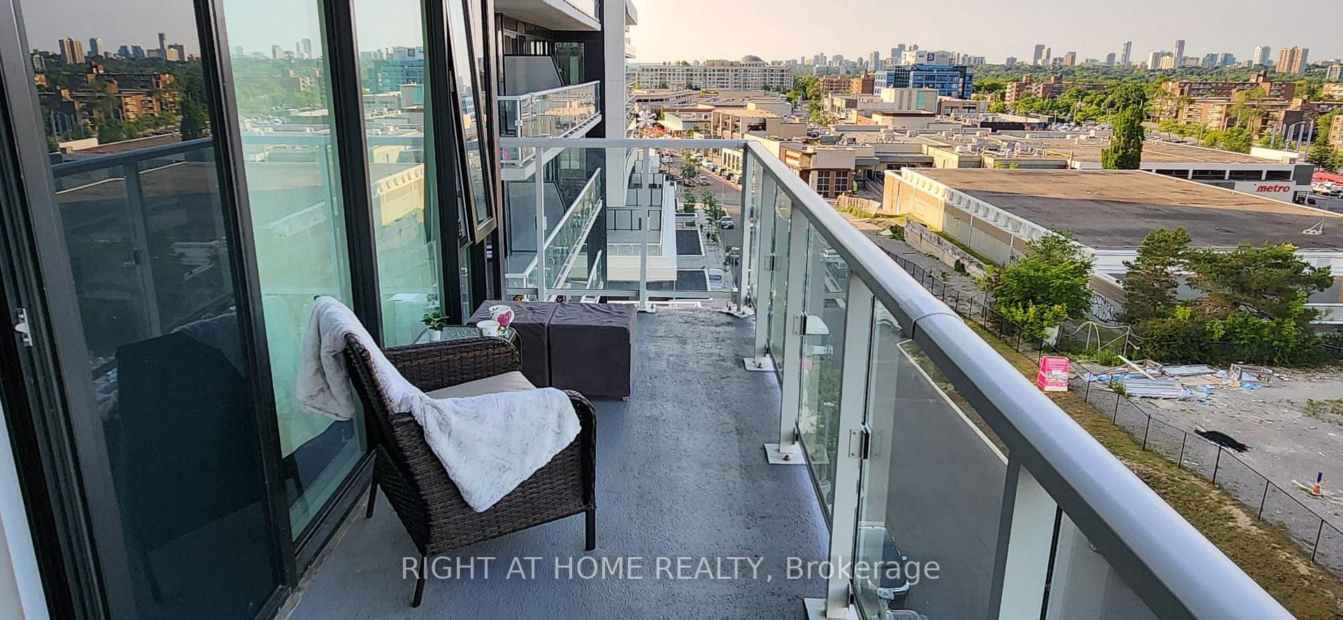 3 Bedrooms Condo at 20 O’Neill, Toronto For sale