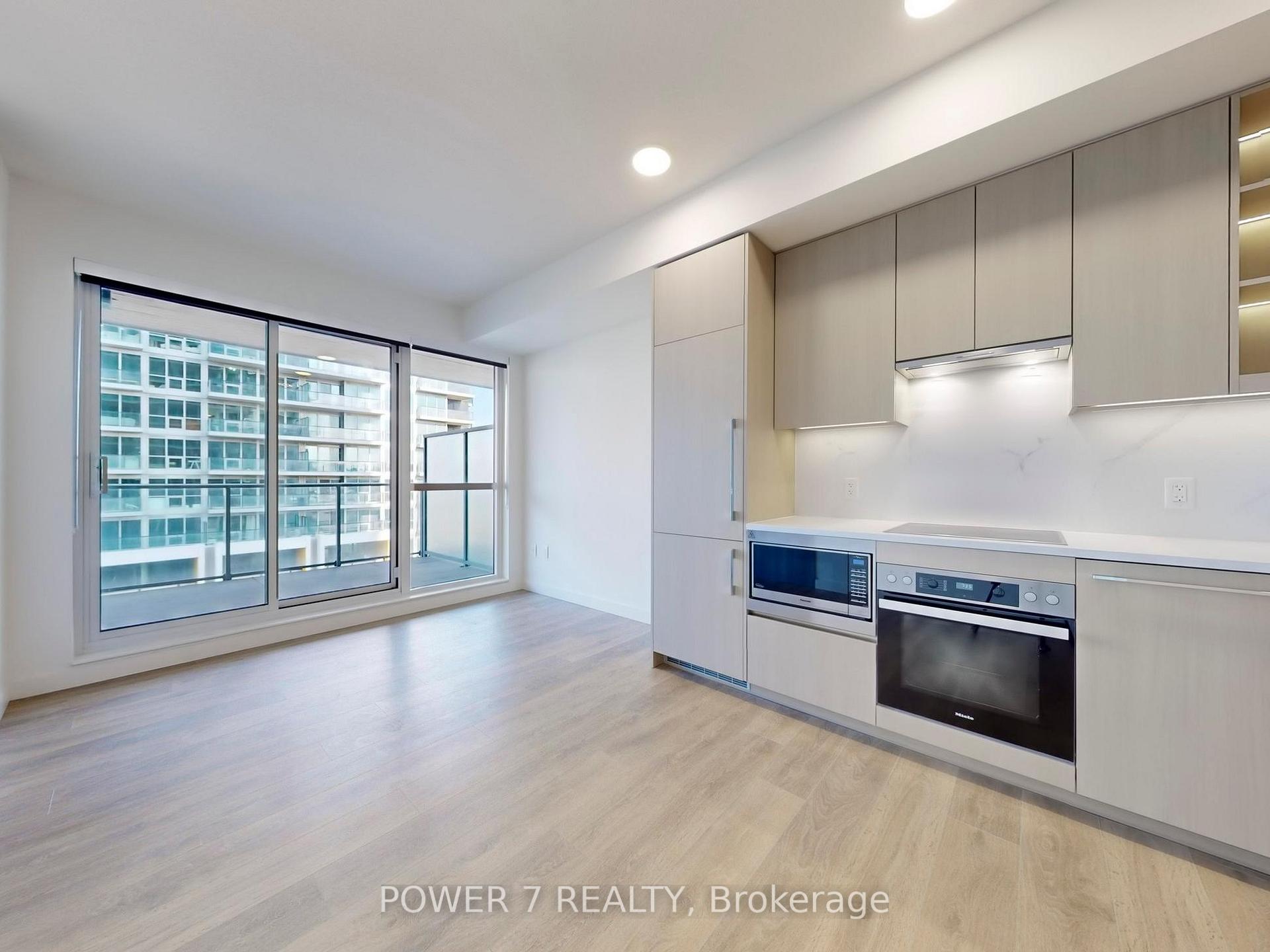 1 Bedroom Condo at 27 McMahon,  Toronto For sale