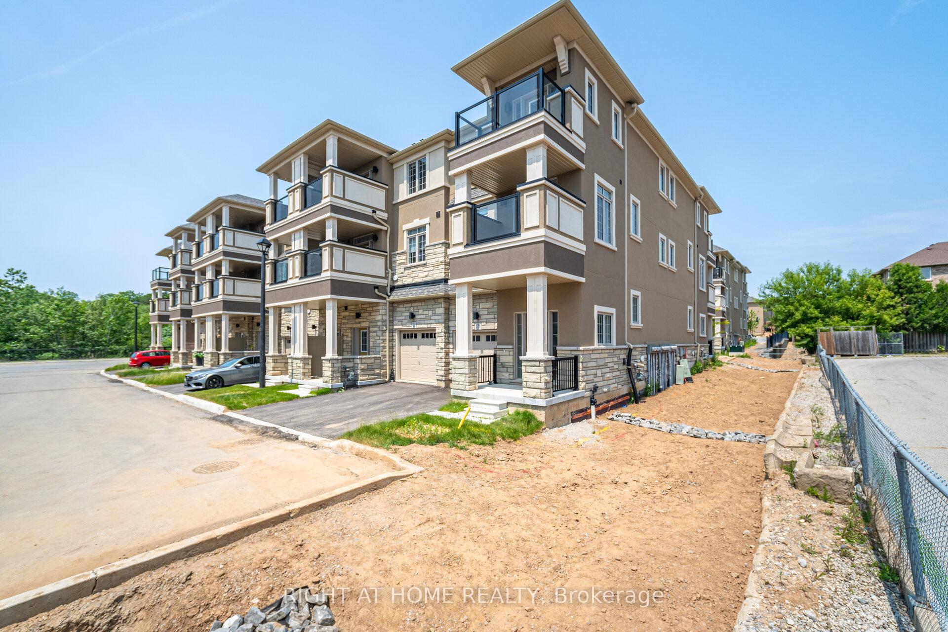 2 Bedrooms Condo at 305 Garner, Hamilton For sale