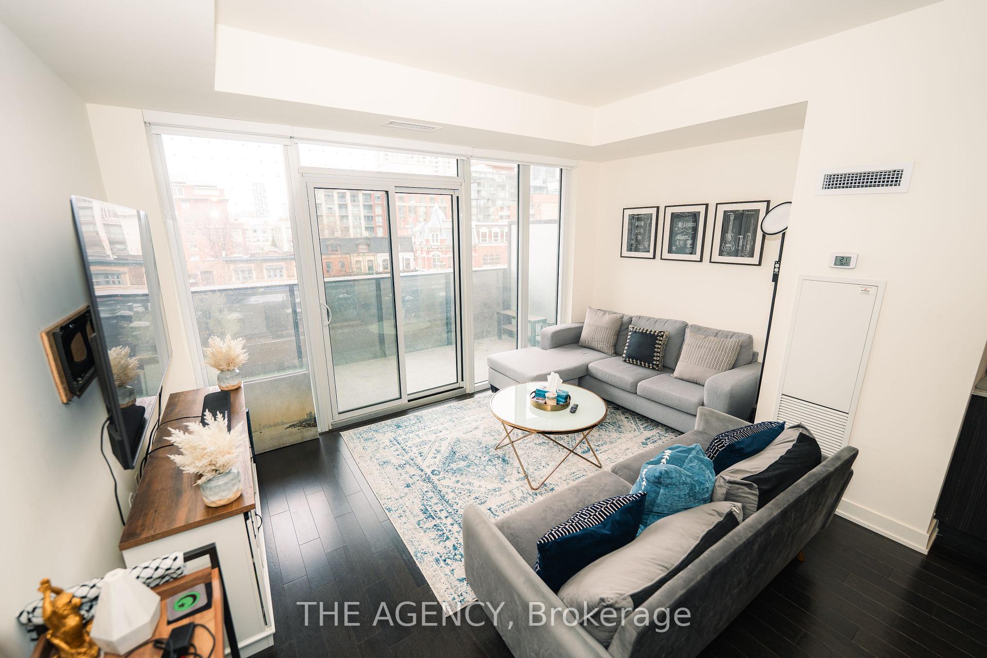 1 Bedroom Condo at 330 Richmond,  Toronto For sale