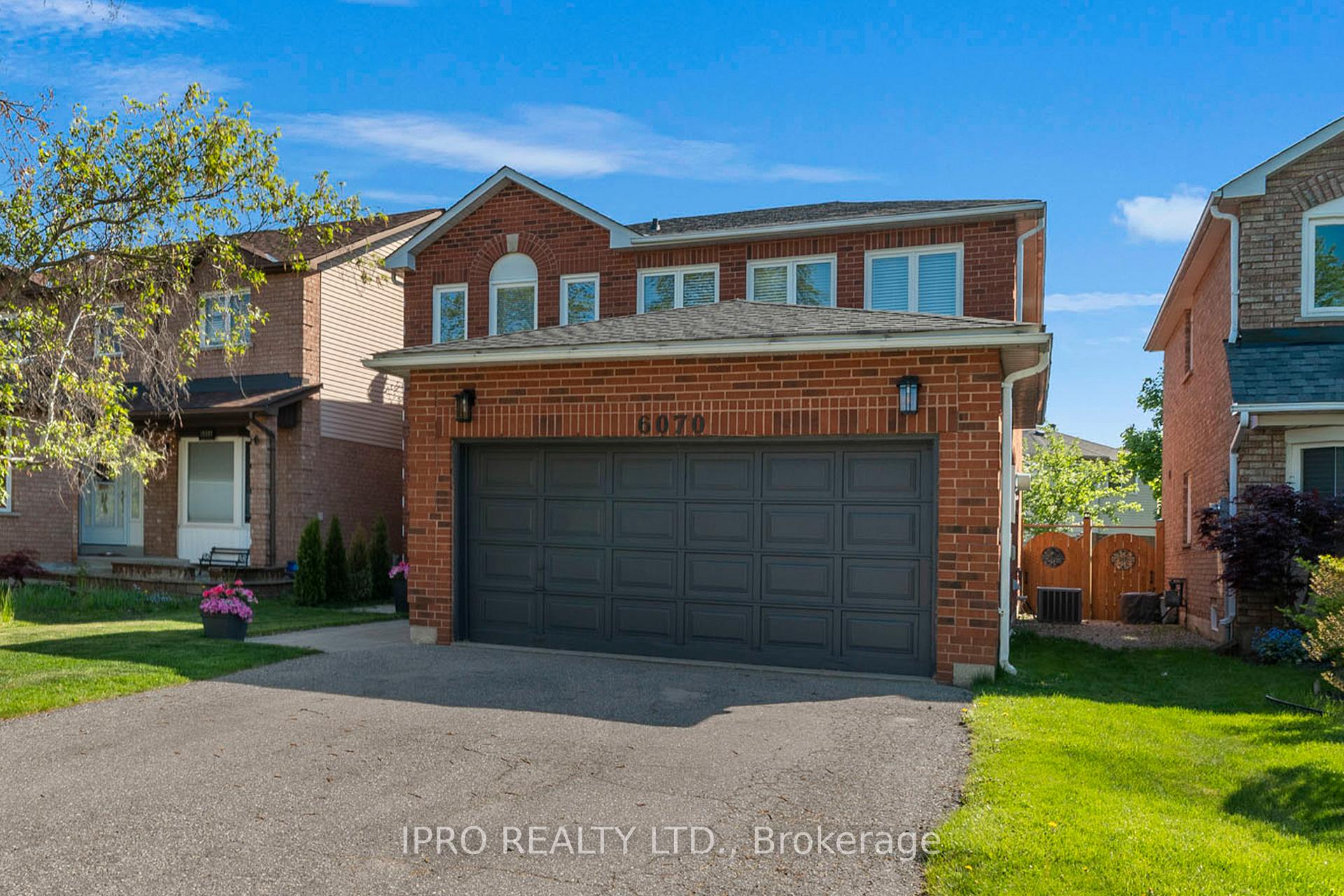 6070 Prairie Circle, Mississauga, ON L5N 5Z5